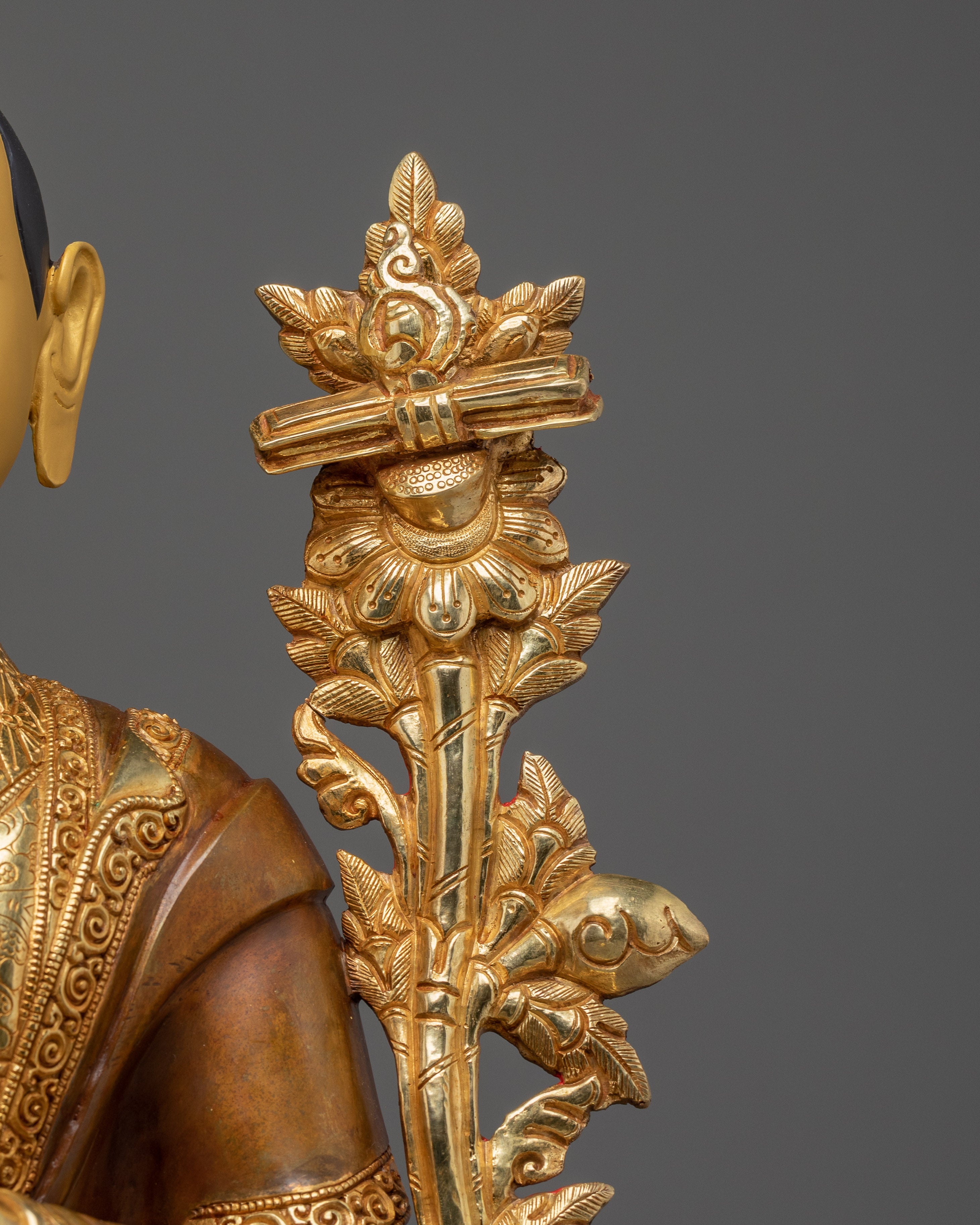 Tsongkhapa Set, Tibetan Masters Statue | Gold Gilded Artwork for Meditation