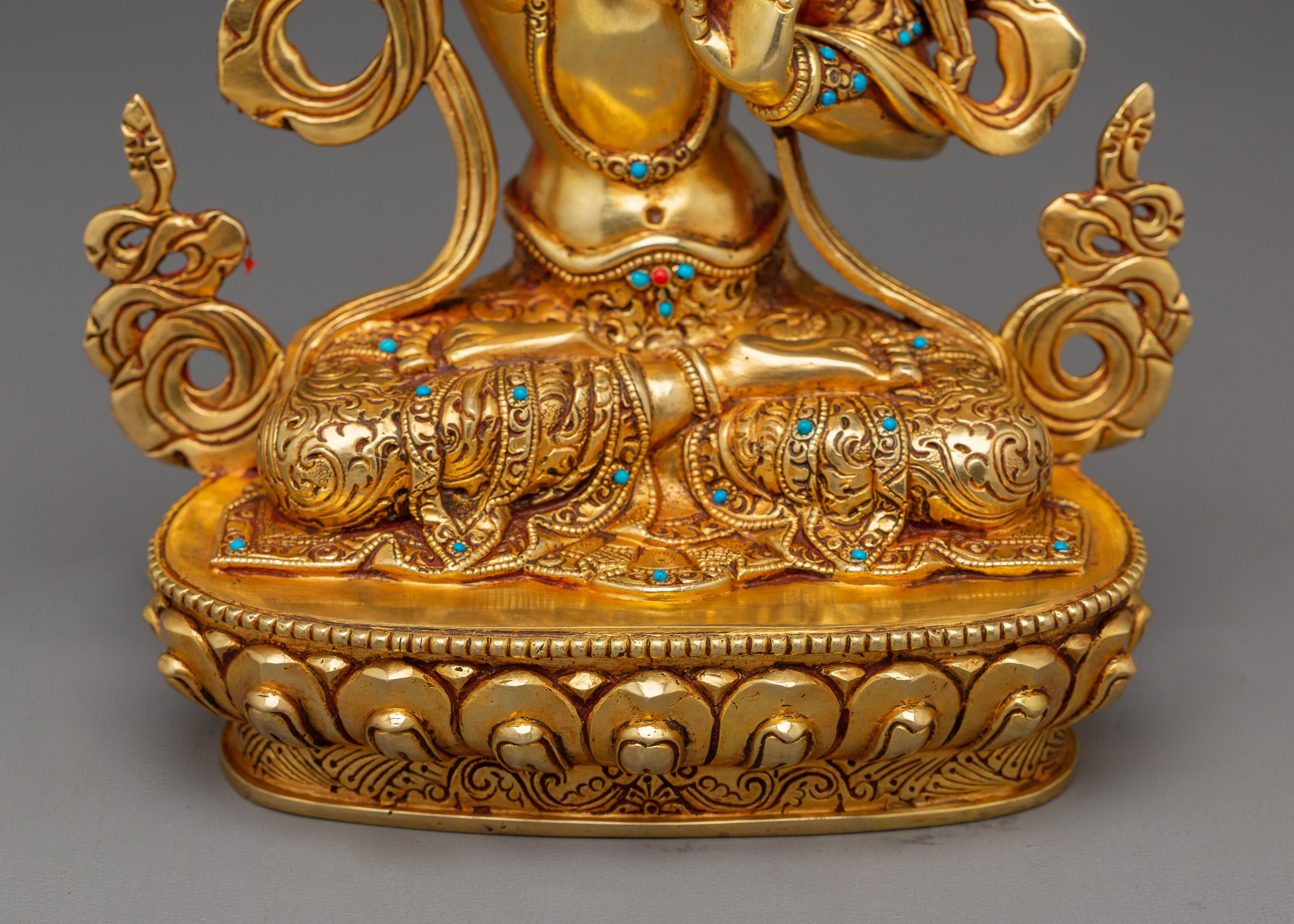 Manjushri Statue: The Supreme Wisdom Bodhisattva