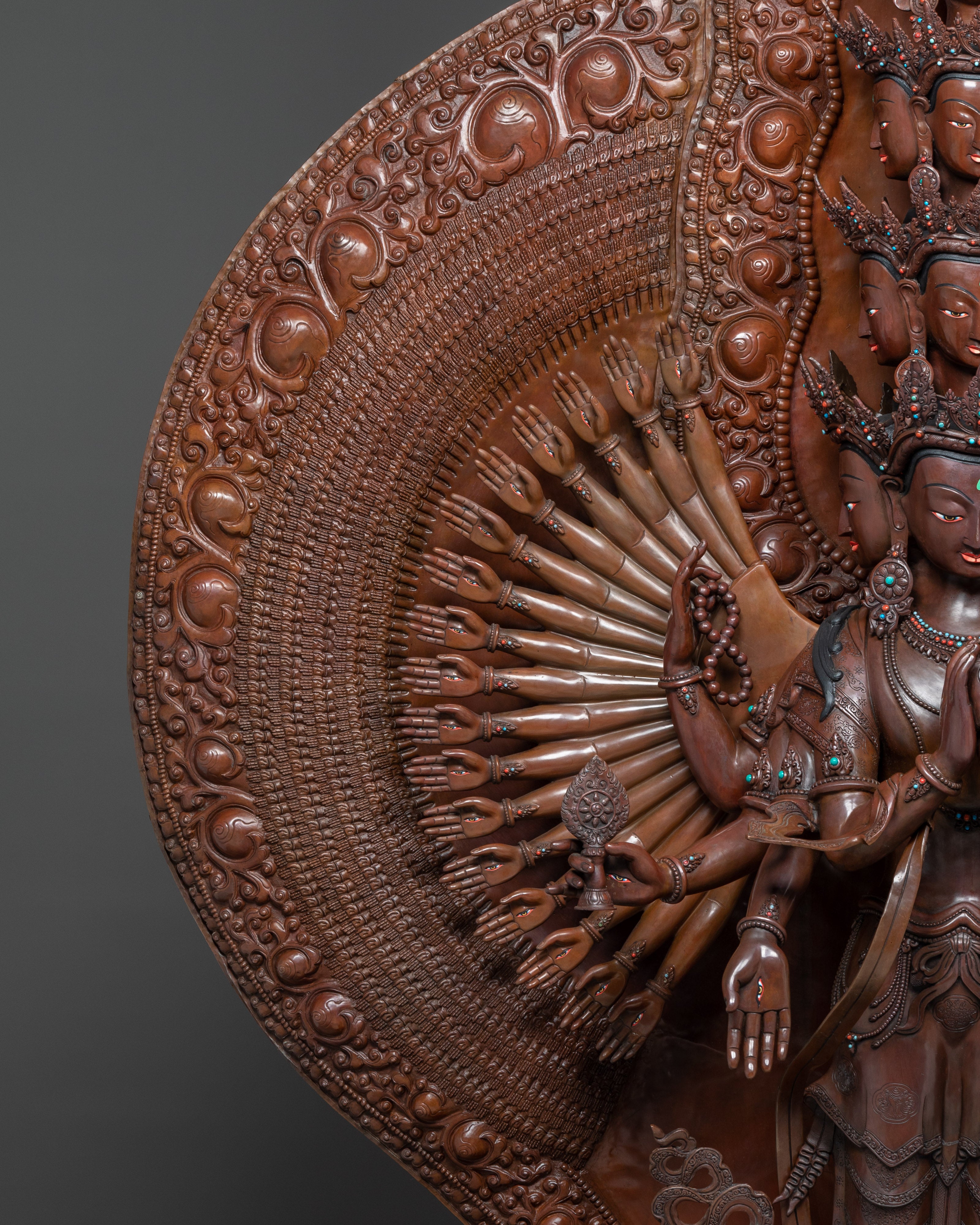 Life-Size Thousand-Armed Chenrezig Statue – Exquisite Himalayan Handmade Art