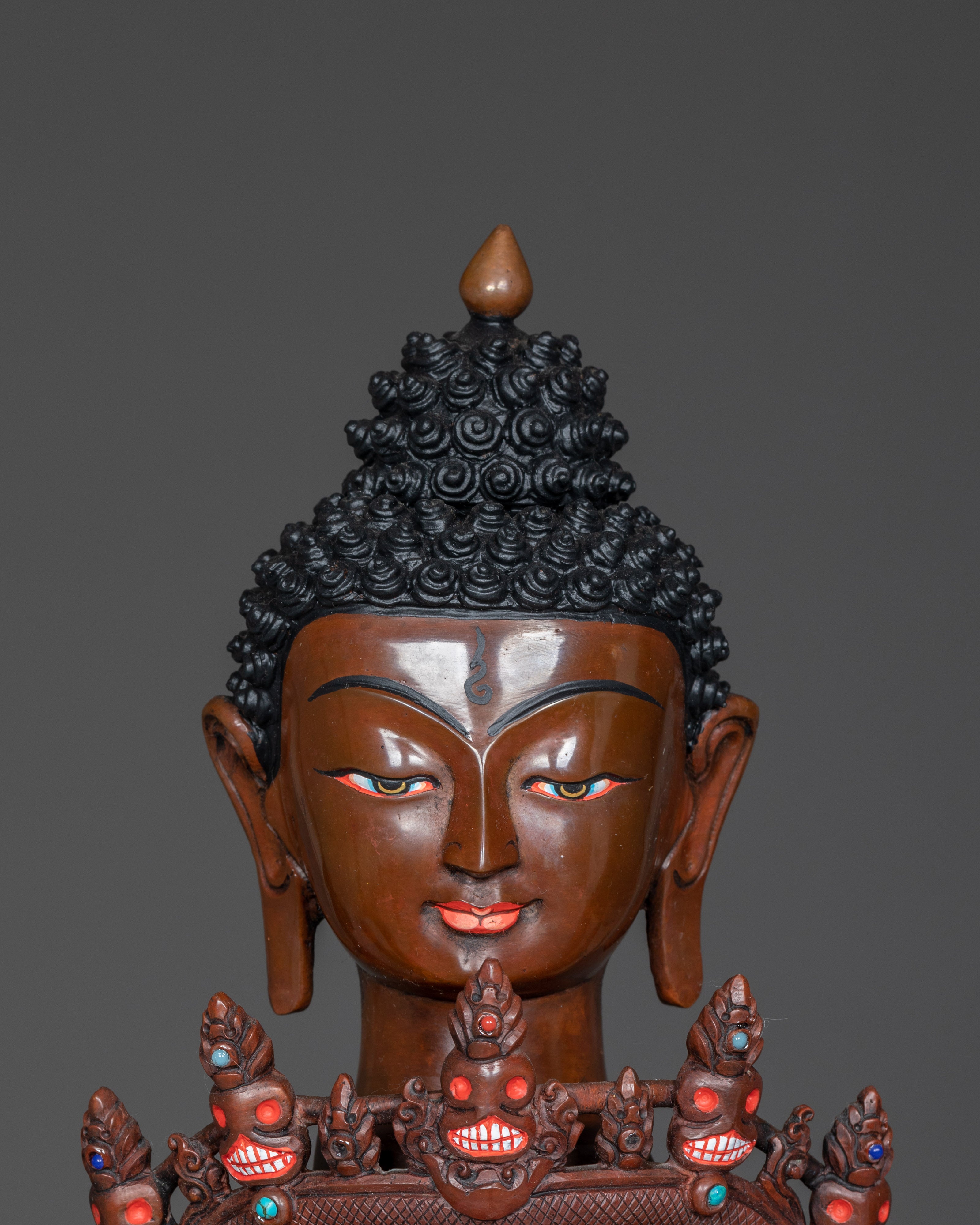 Life-Size Thousand-Armed Chenrezig Statue – Exquisite Himalayan Handmade Art