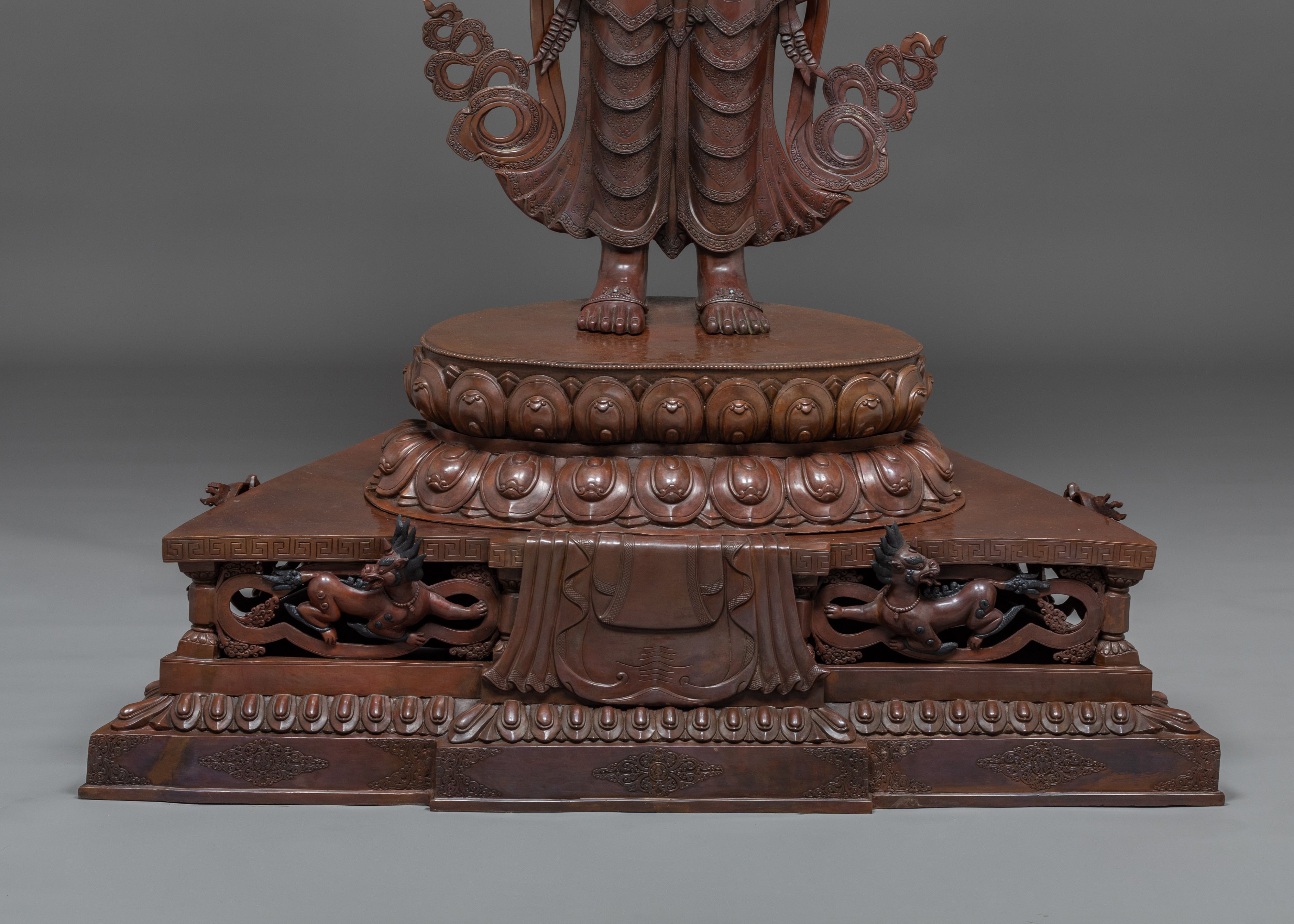 Life-Size Thousand-Armed Chenrezig Statue – Exquisite Himalayan Handmade Art