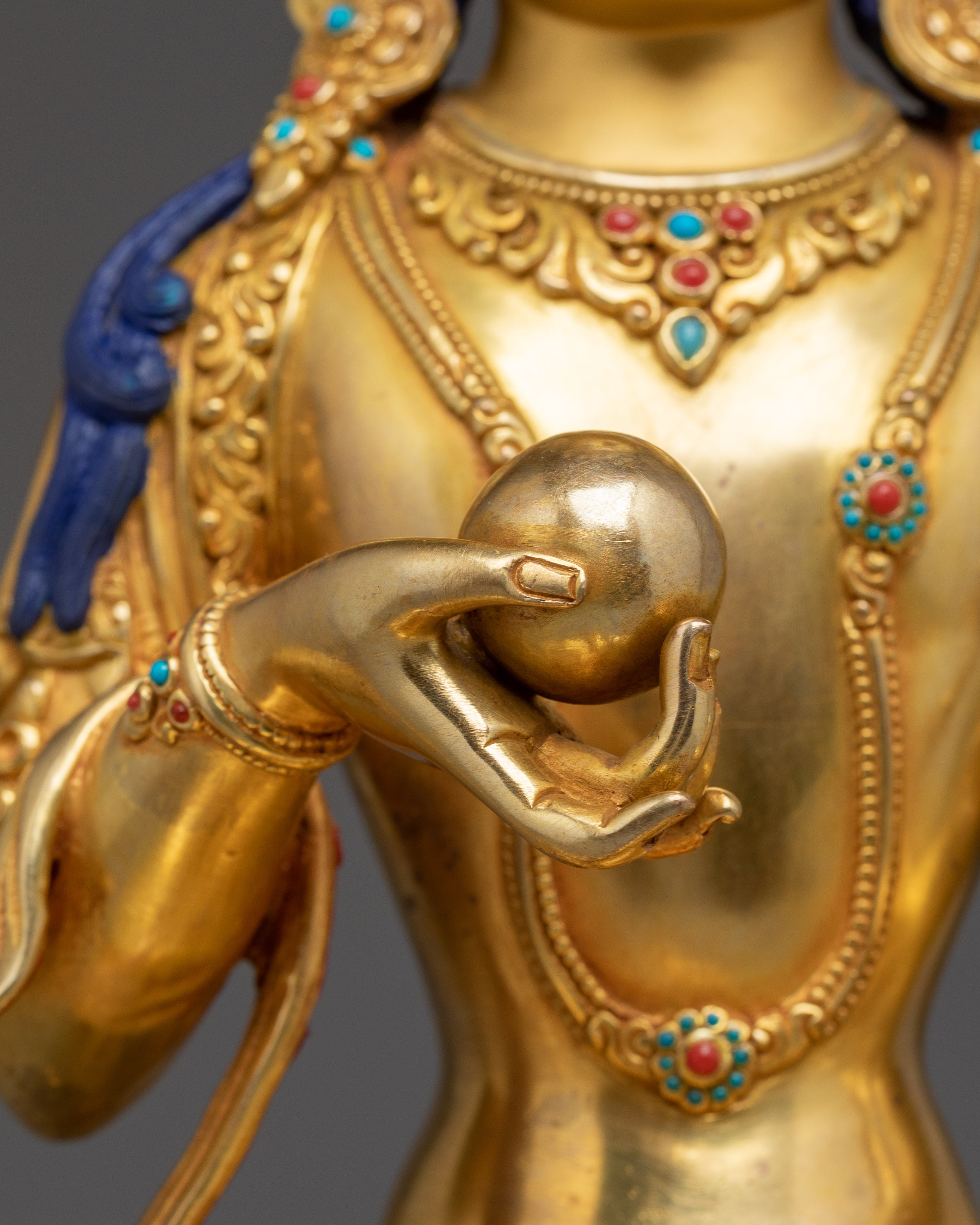 Golden Kshitigarbha Statue: Divine Bodhisattva