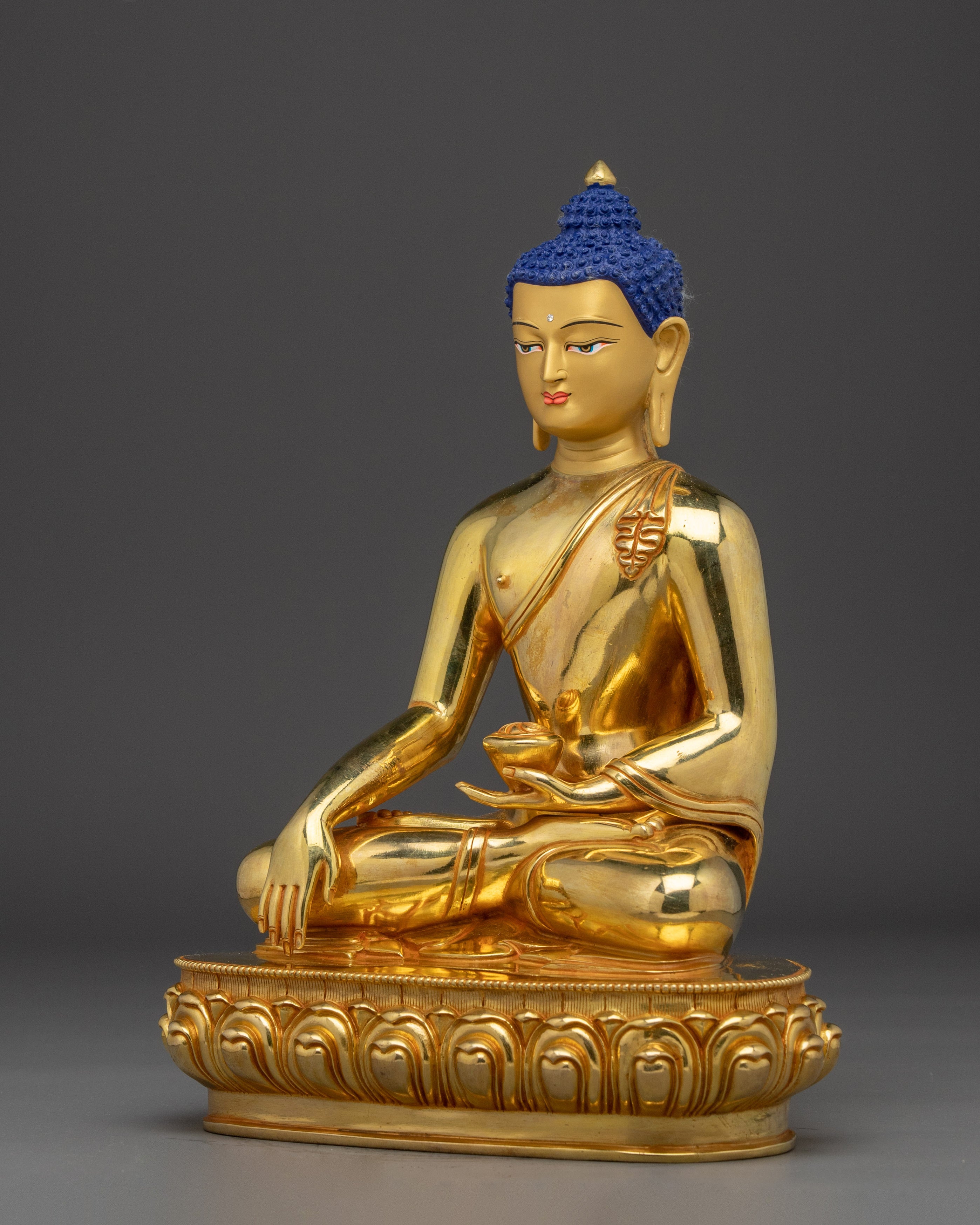 Shakyamuni Buddha, Peaceful Sculpture | Handcrafted Tibetan Icon