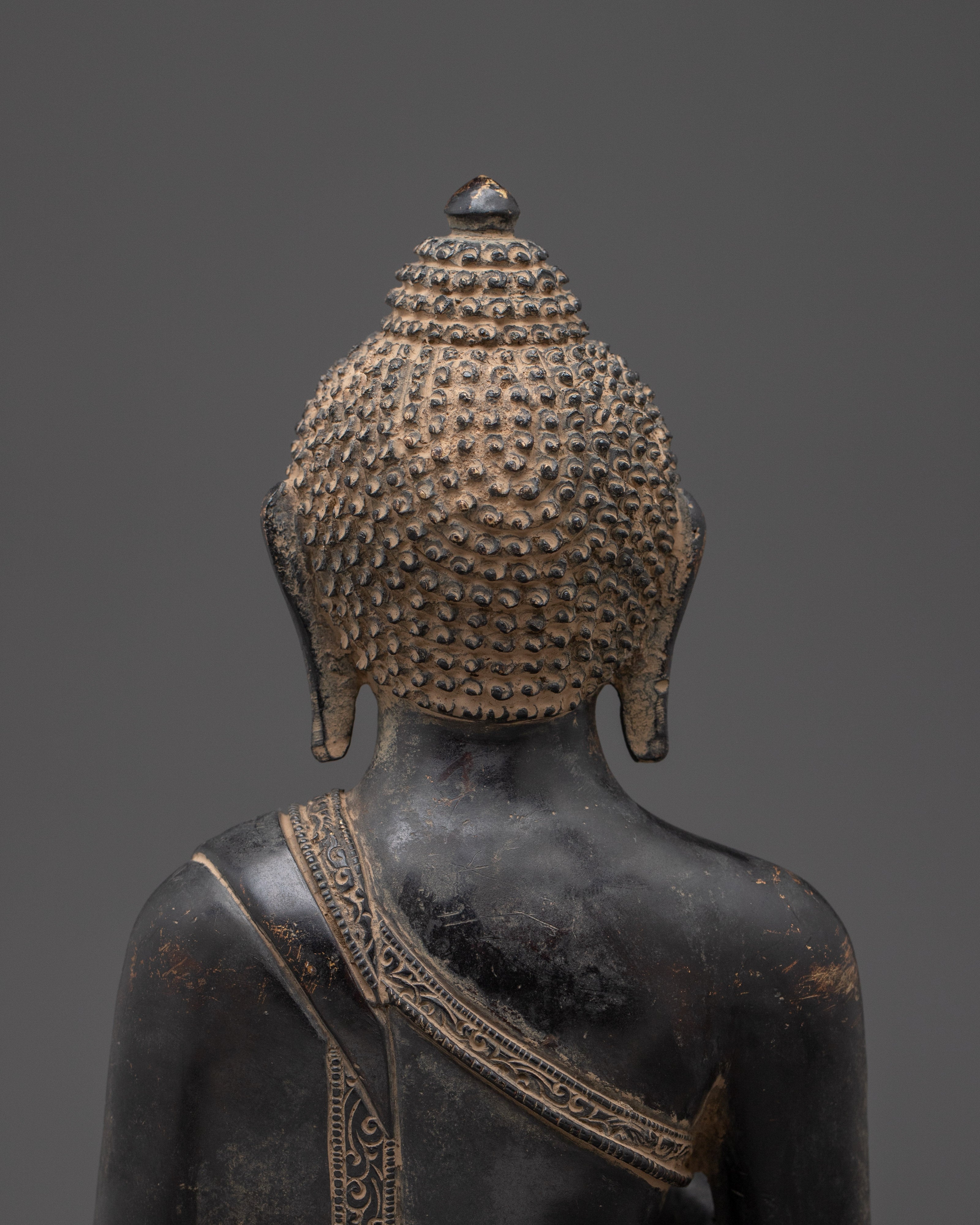 Serene Copper Vairocana Buddha Statue | Ideal for Meditation