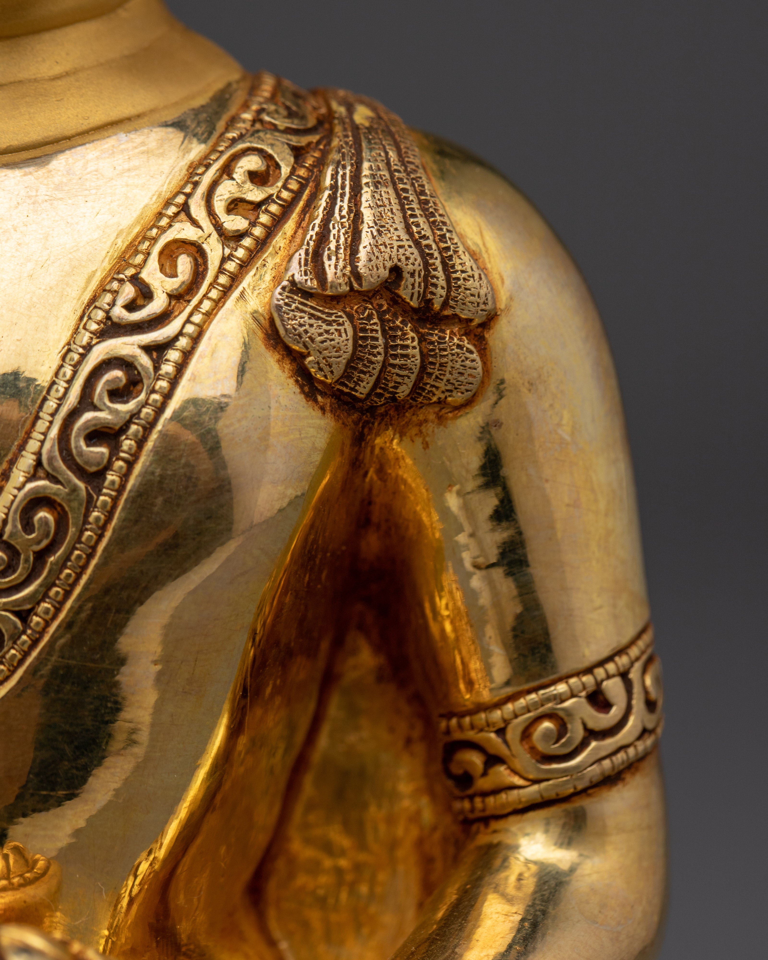 24K Gold Shakyamuni Buddha Statue | Symbol of Enlightenment for Meditation