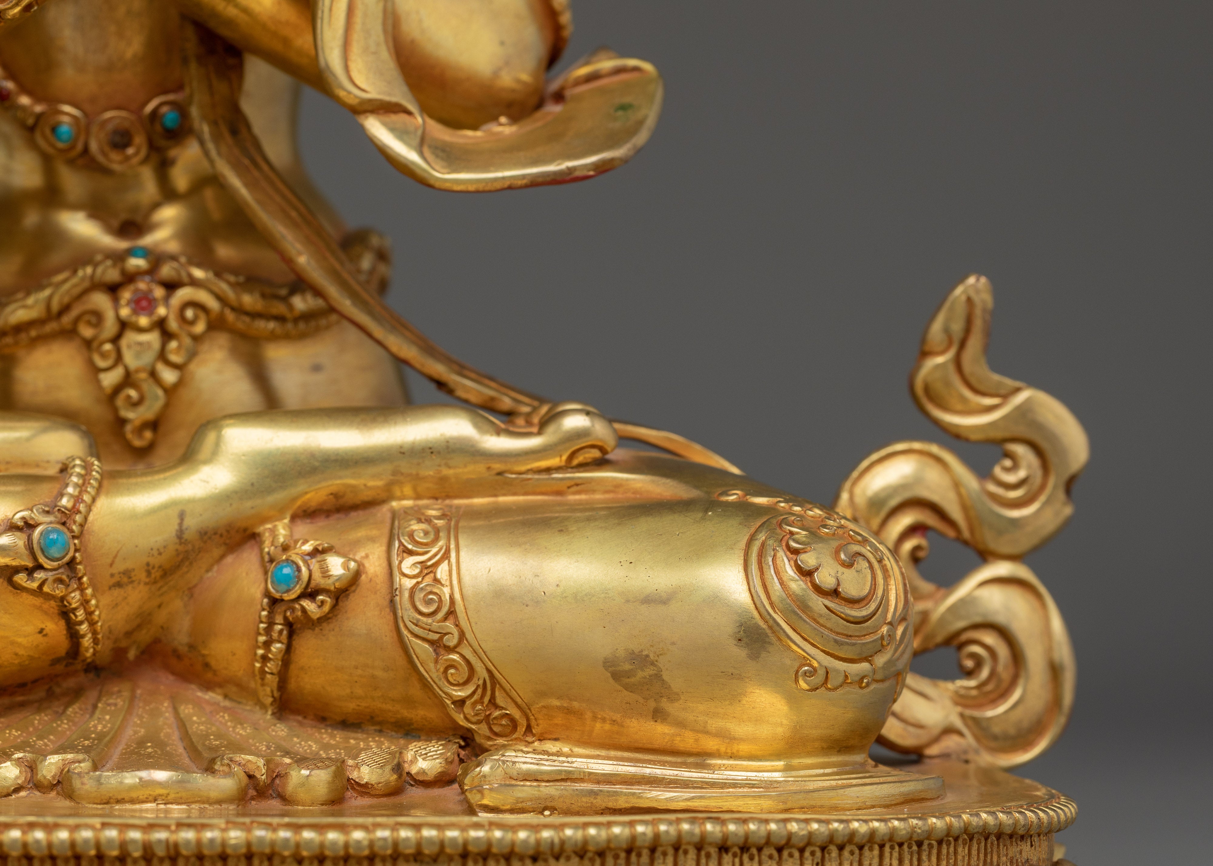 Vajradhara Art for Spiritual Enlightenment | Gold Gilded Copper Statue