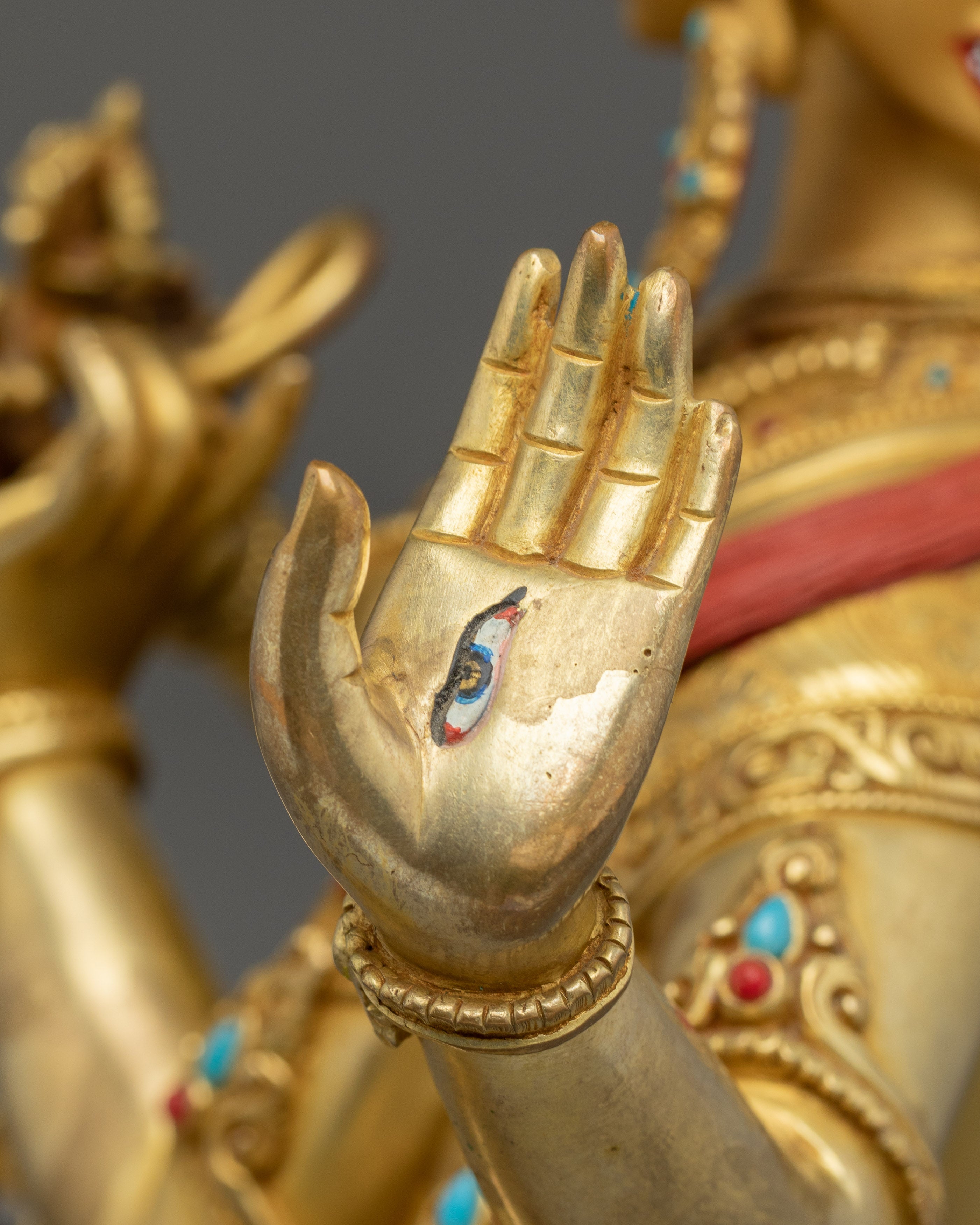 Namgyalma Statue: Buddhist Healing Symbol