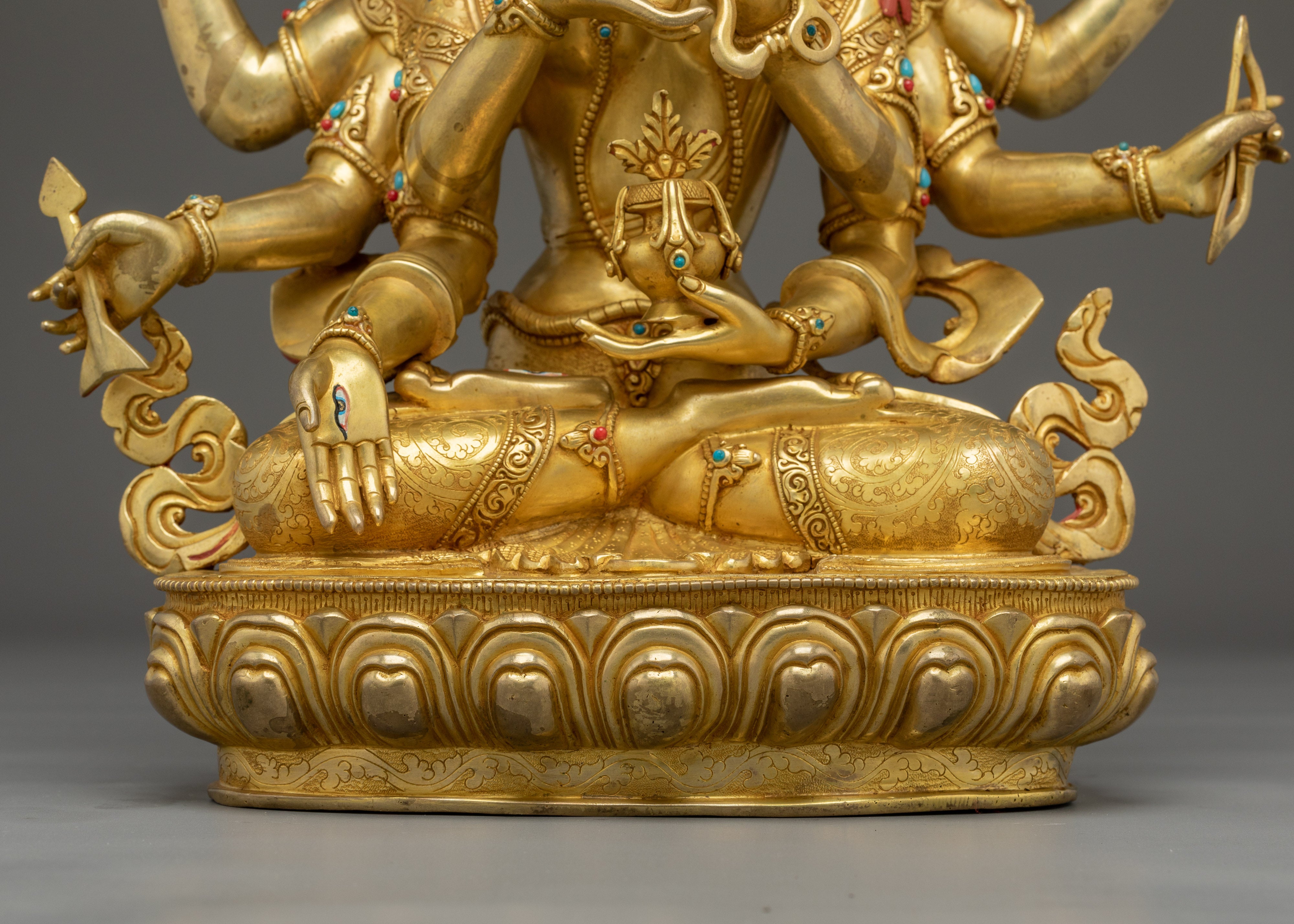 Namgyalma Statue: Buddhist Healing Symbol