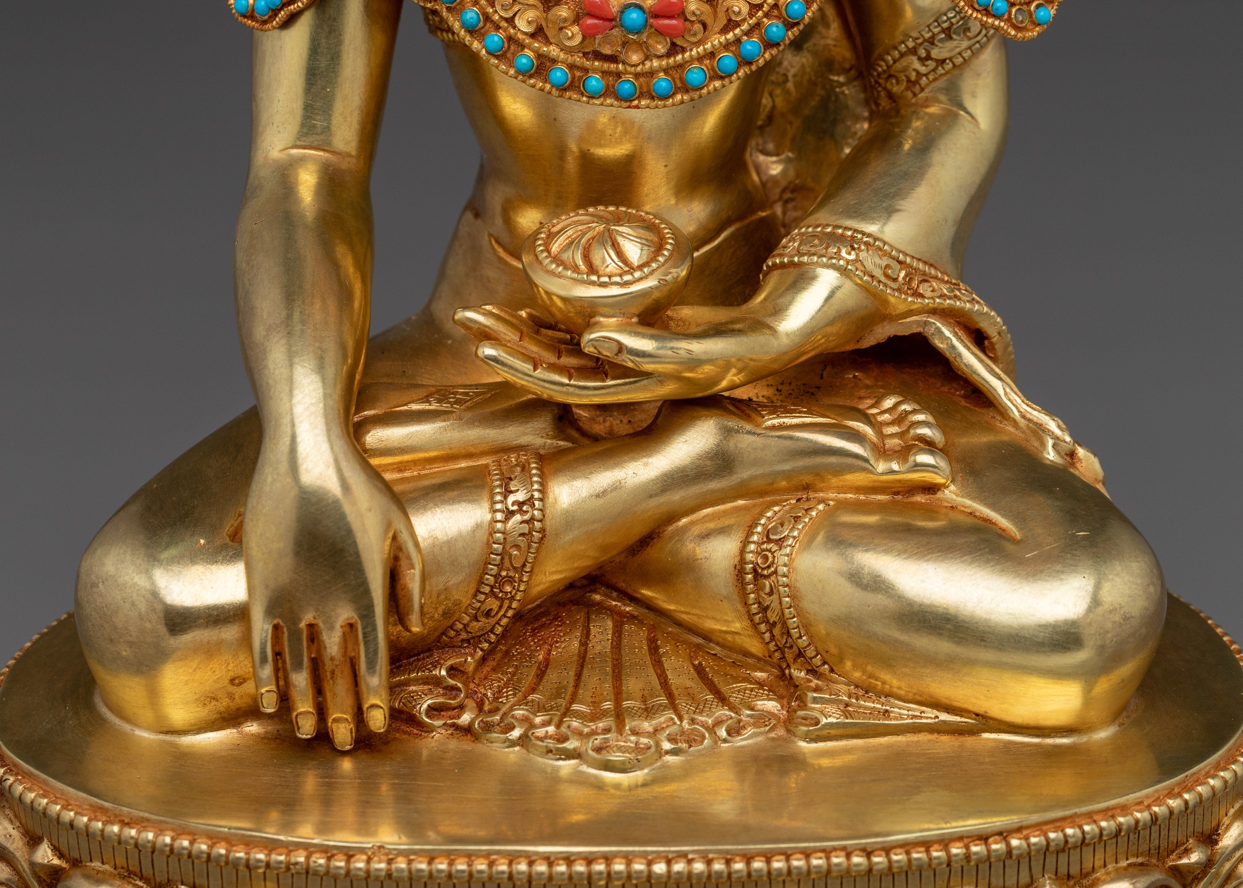 Crown Shakyamuni Buddha Handcrafted Art | Dharma King Shakyamuni