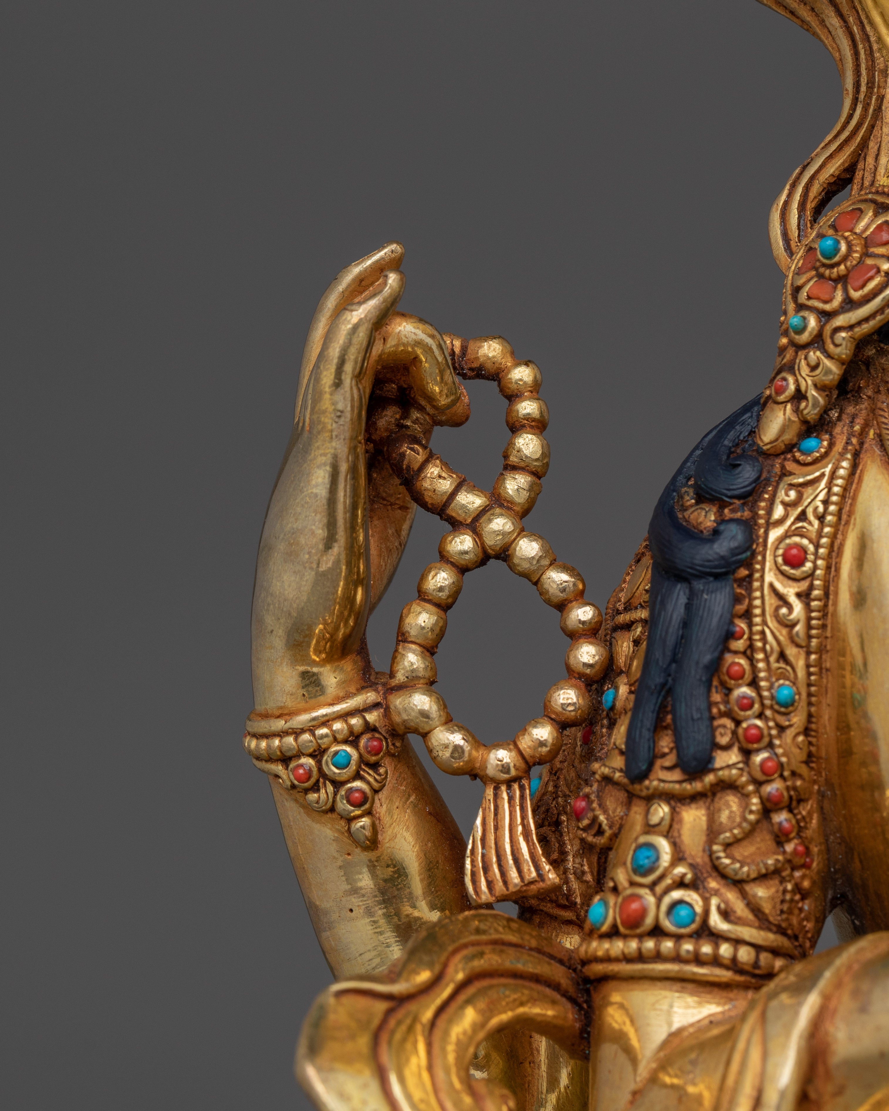 Chenrezig Statue: The Bodhisattva of Compassion