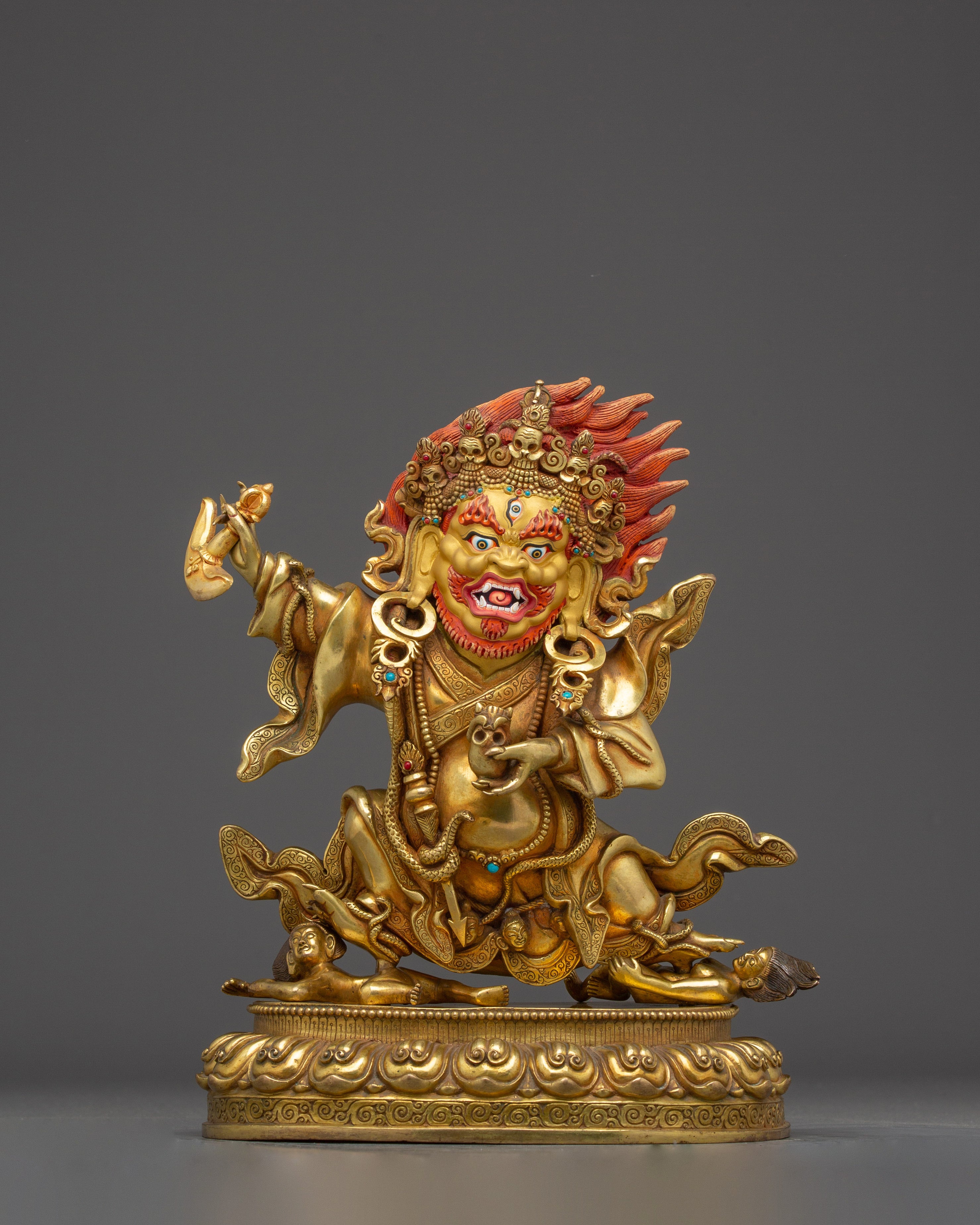 Mahakala Bernagchen Statue: Dharma Protector