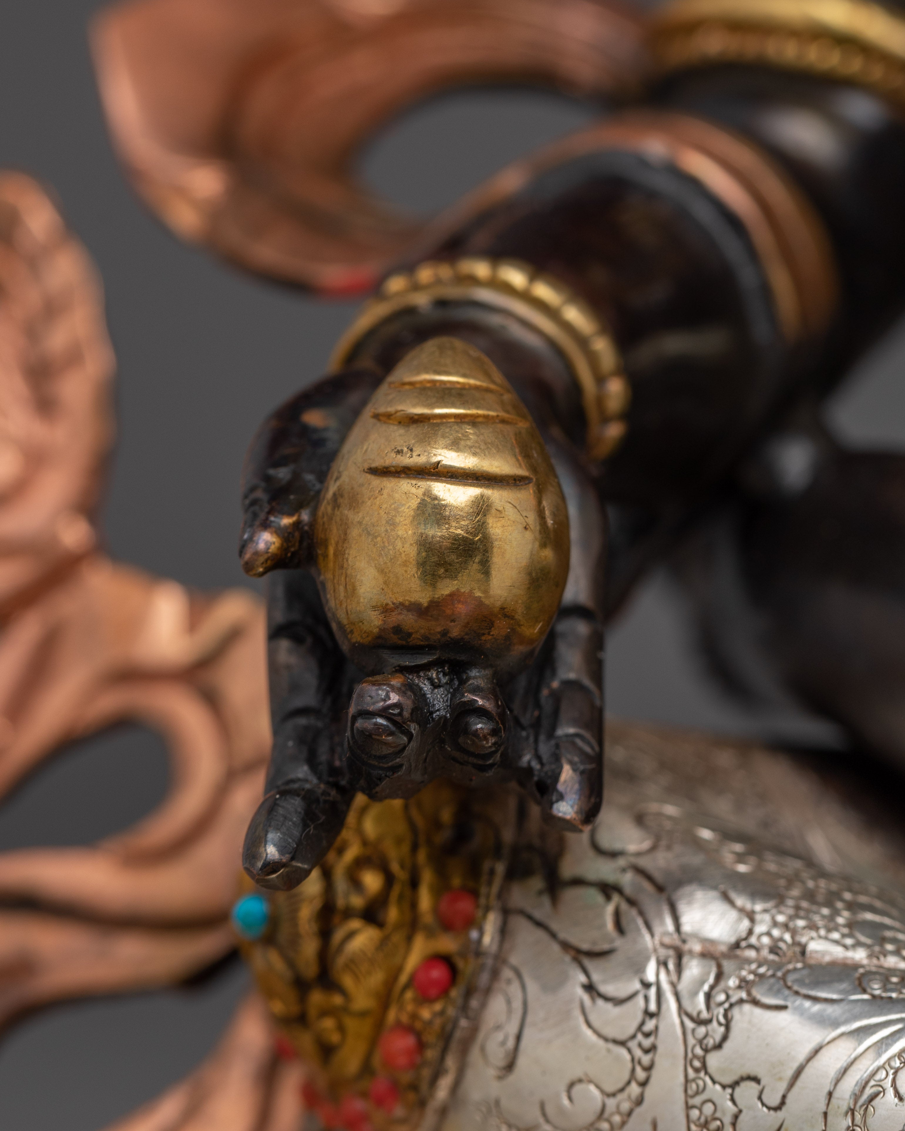 Green Dzambhala Statue: Wealth Deity