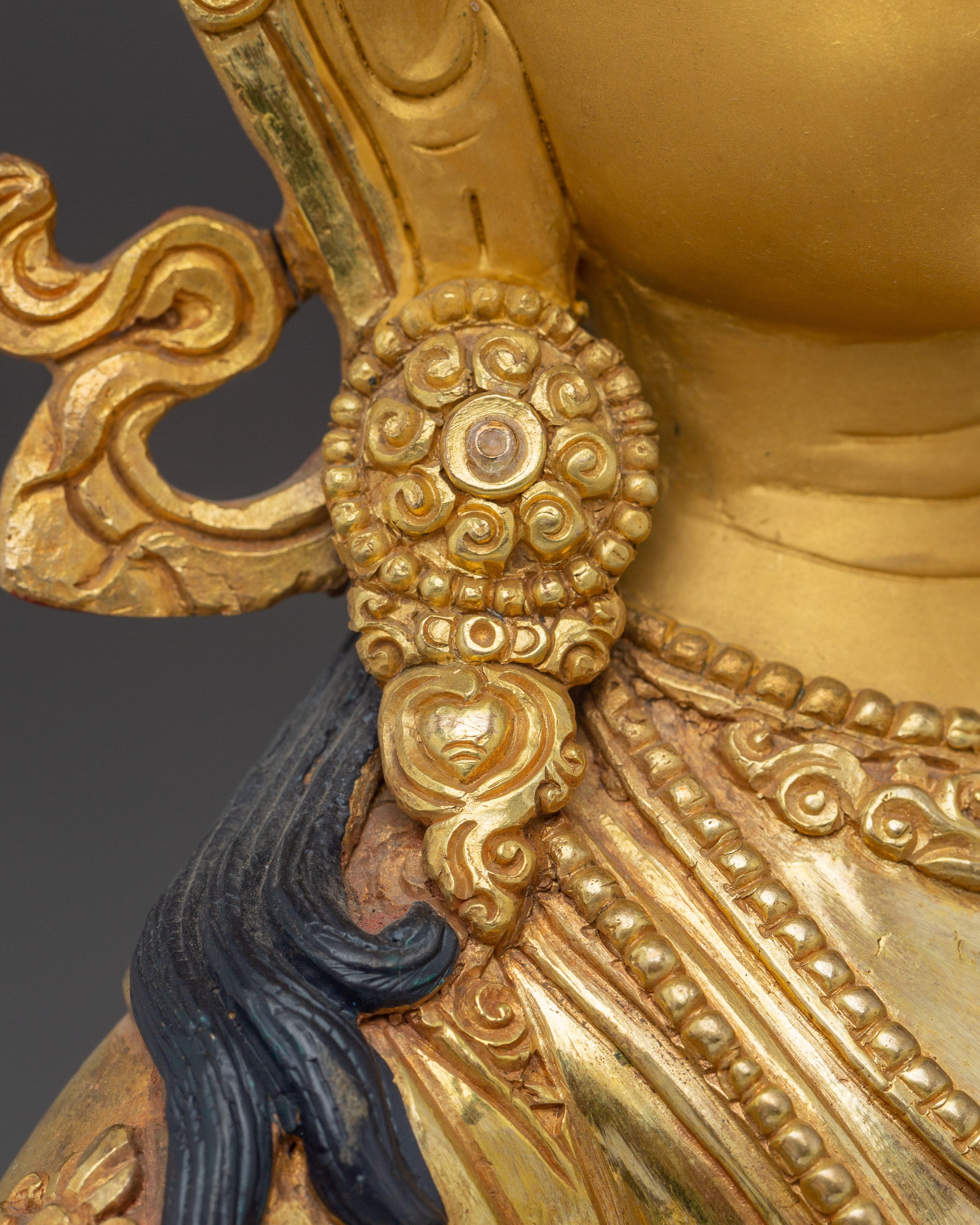 Manjushri Statue: Embodiment of Supreme Wisdom