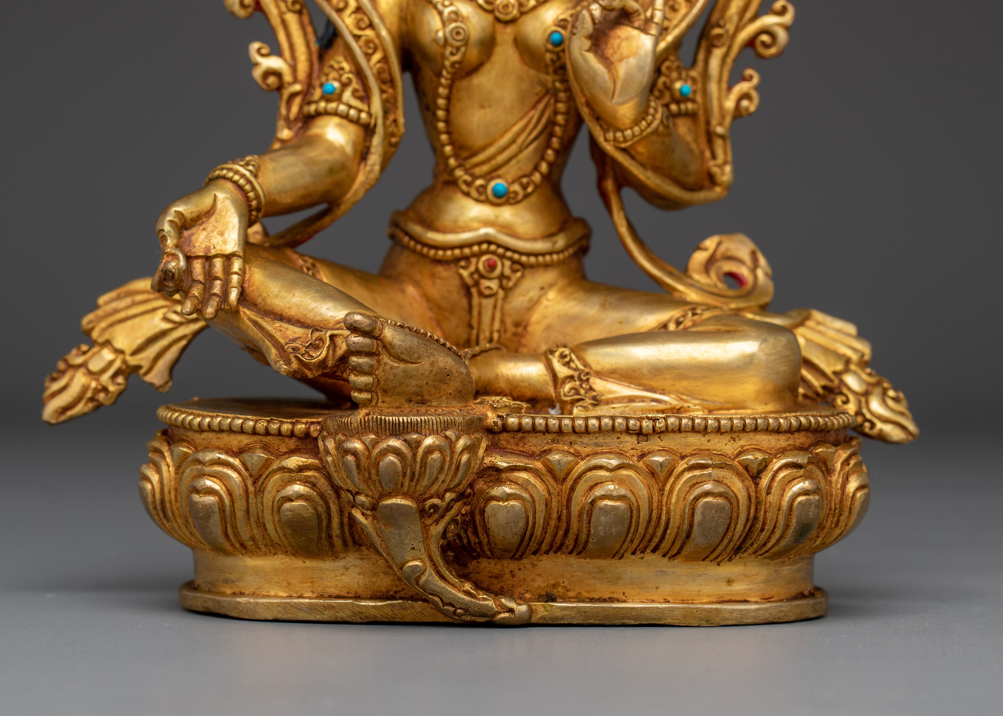 Green Tara Statue: Revered Buddhist Goddess