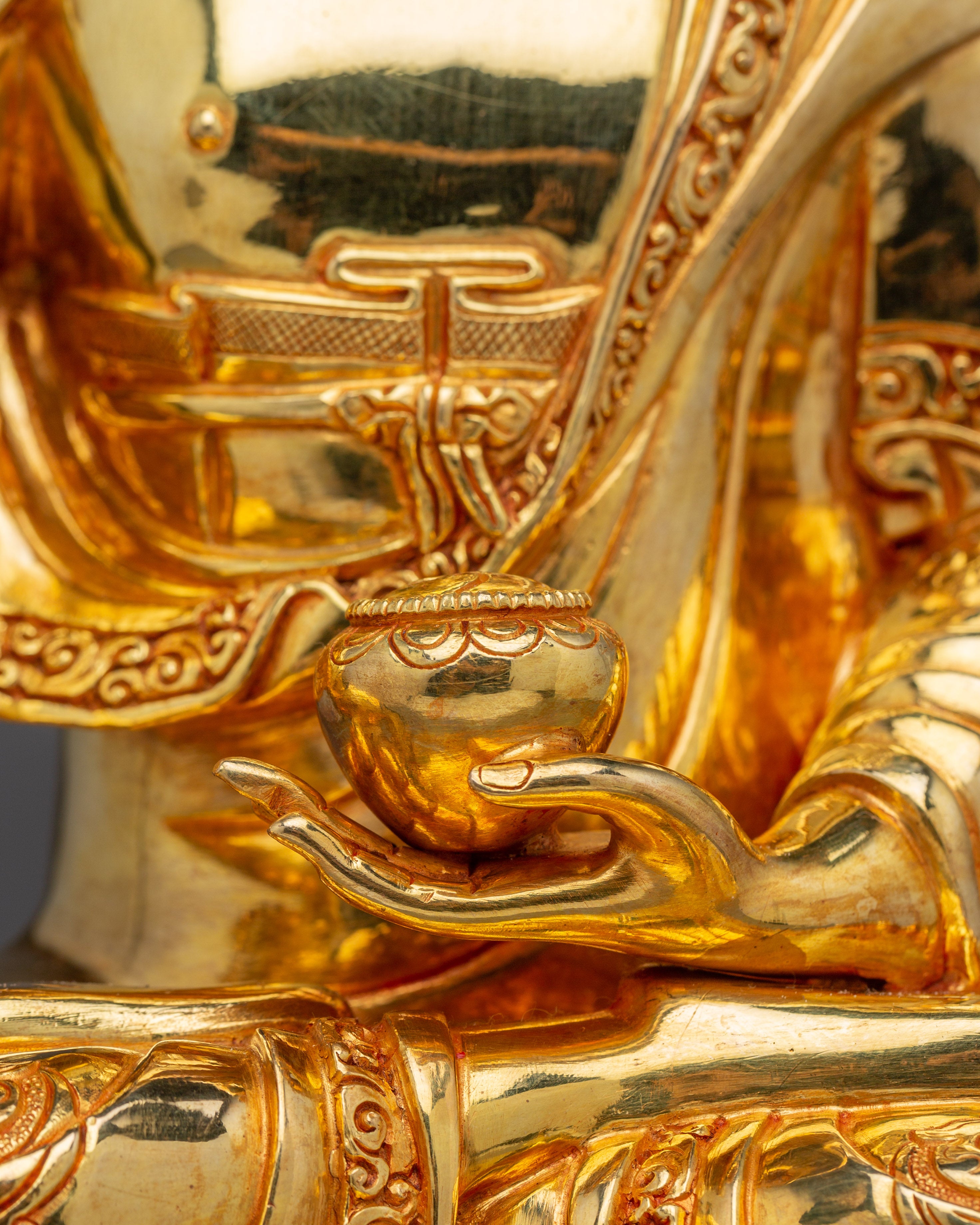 Shakyamuni Buddha Art, Historical Enlightened One | Gold-Gilded Sculpture for Peace