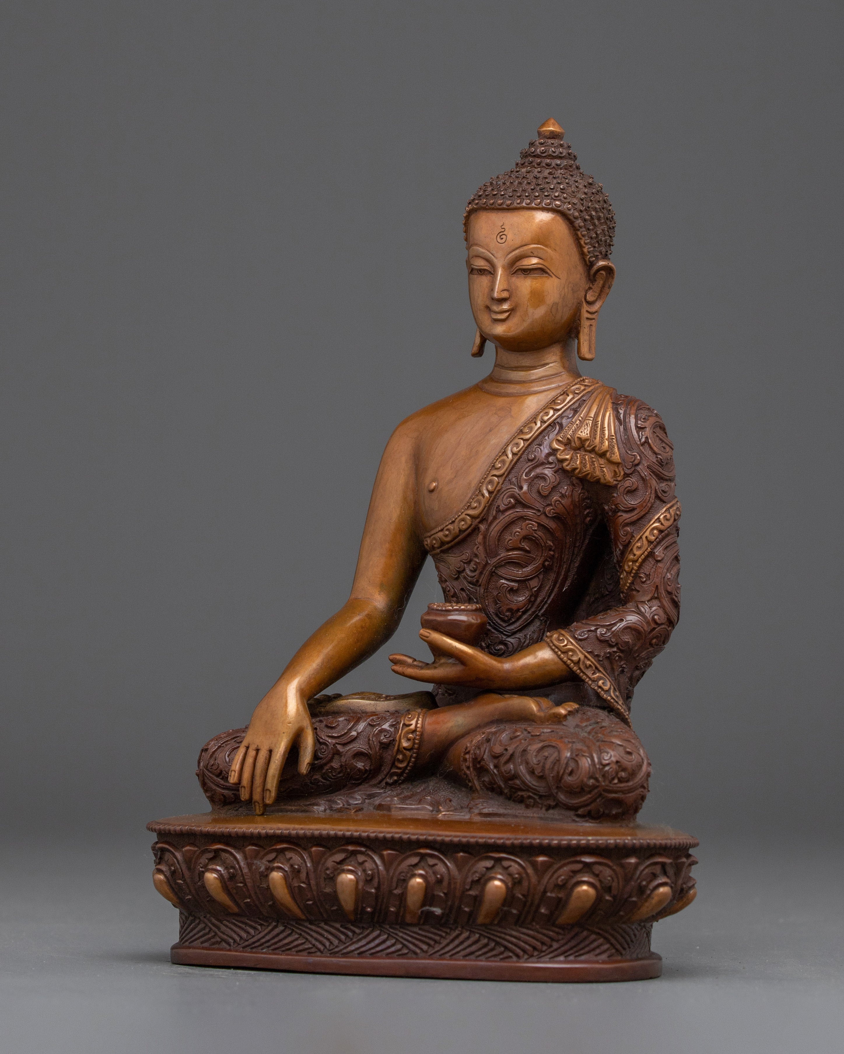Nepalese Craftsmanship of Shakyamuni Buddha Art | Historical Buddha