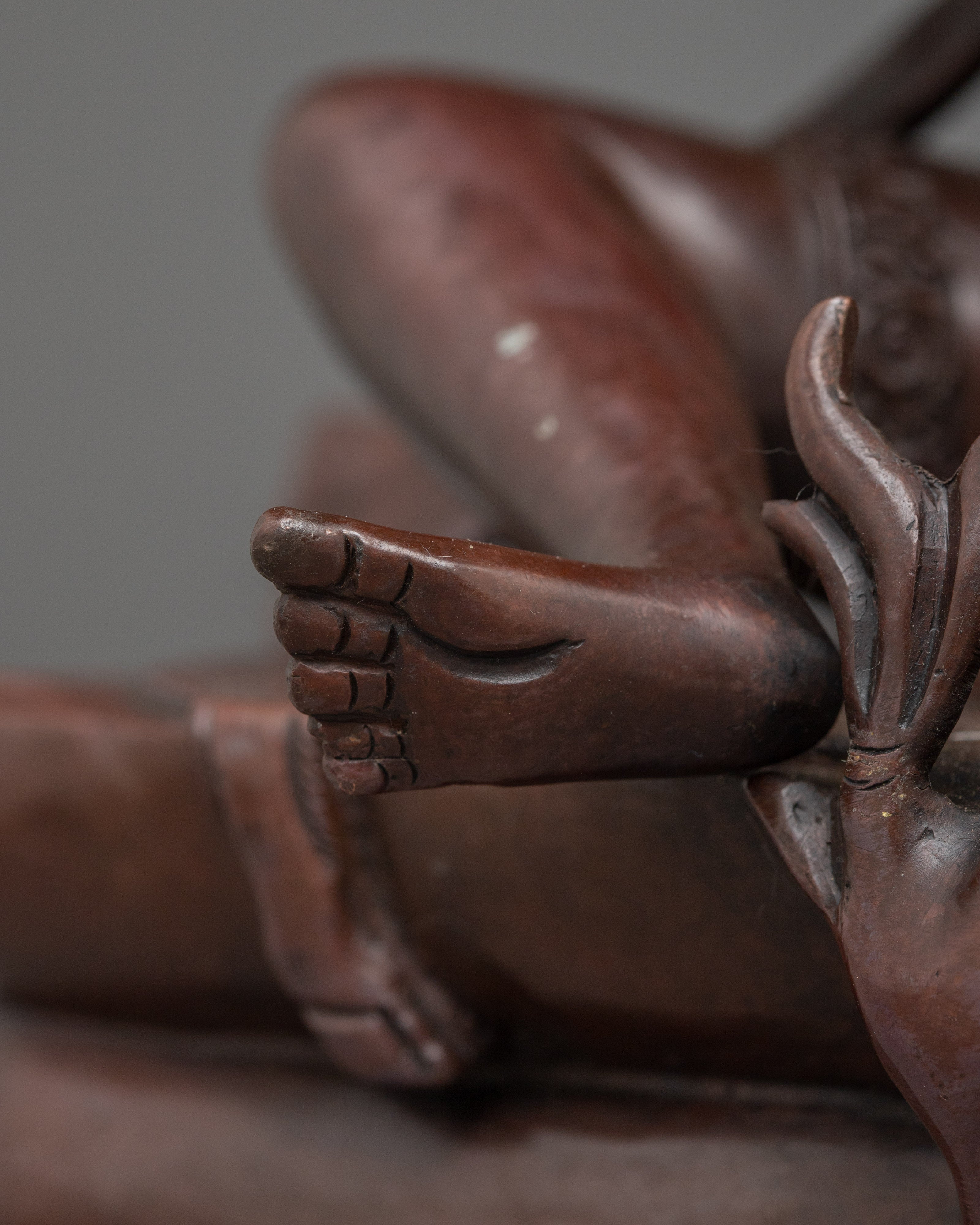 Tilopa Statue: The Revered Tibetan Buddhist Master