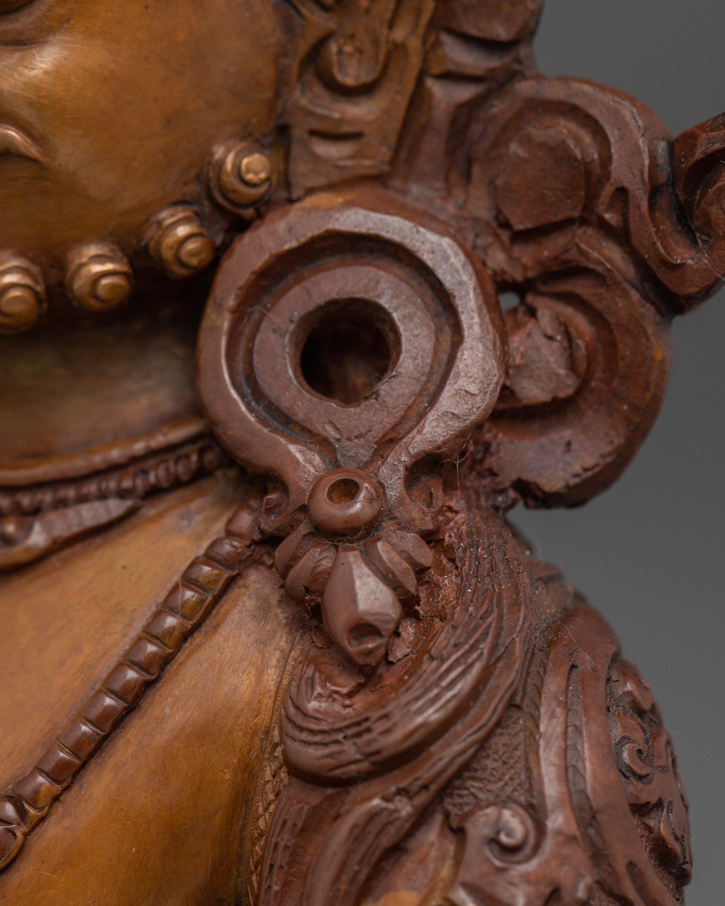 Dzambhala Statue: The Lord of Abundance