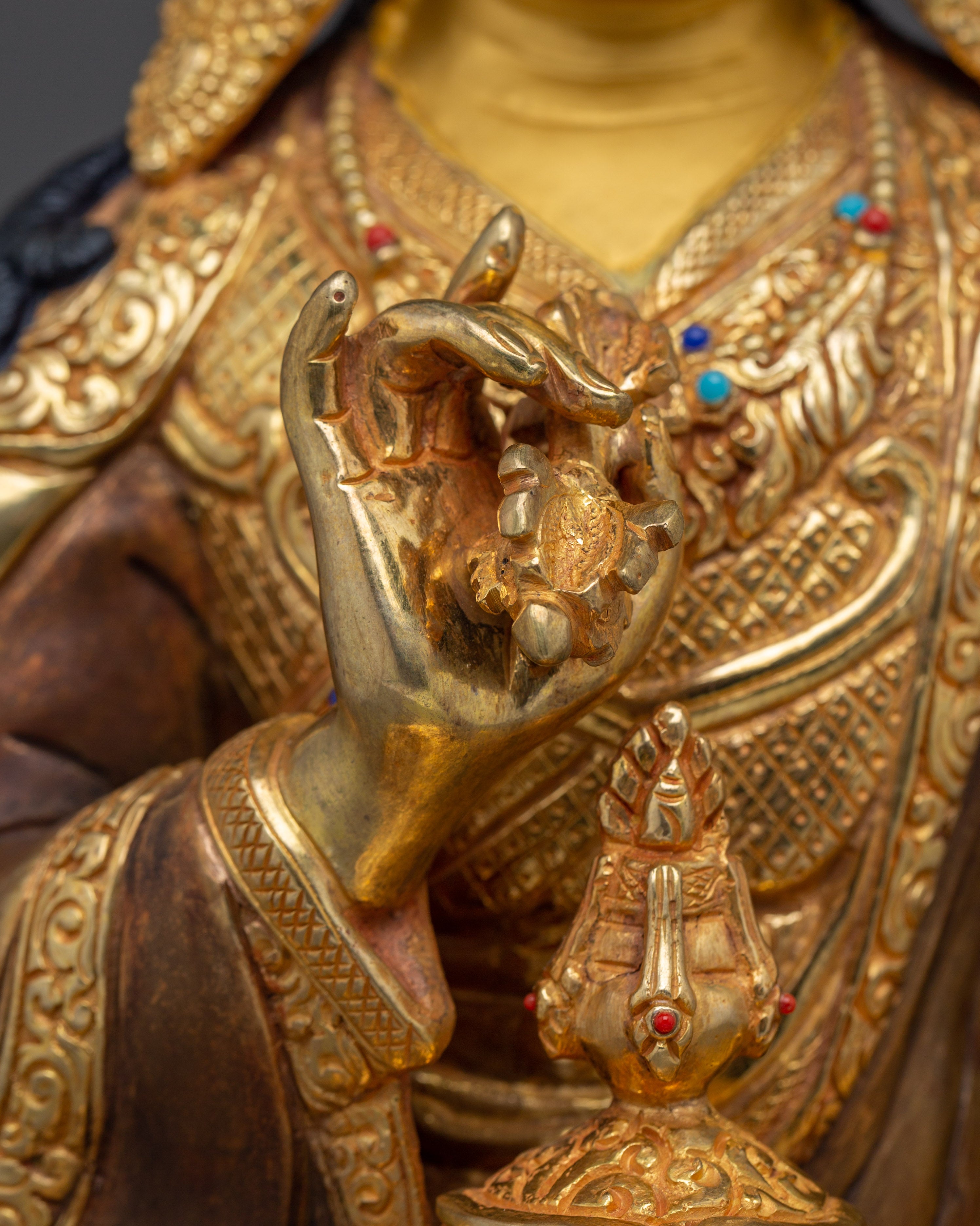 Guru Tsoyke Dorje Statue: Guru Rinpoche Peaceful Form