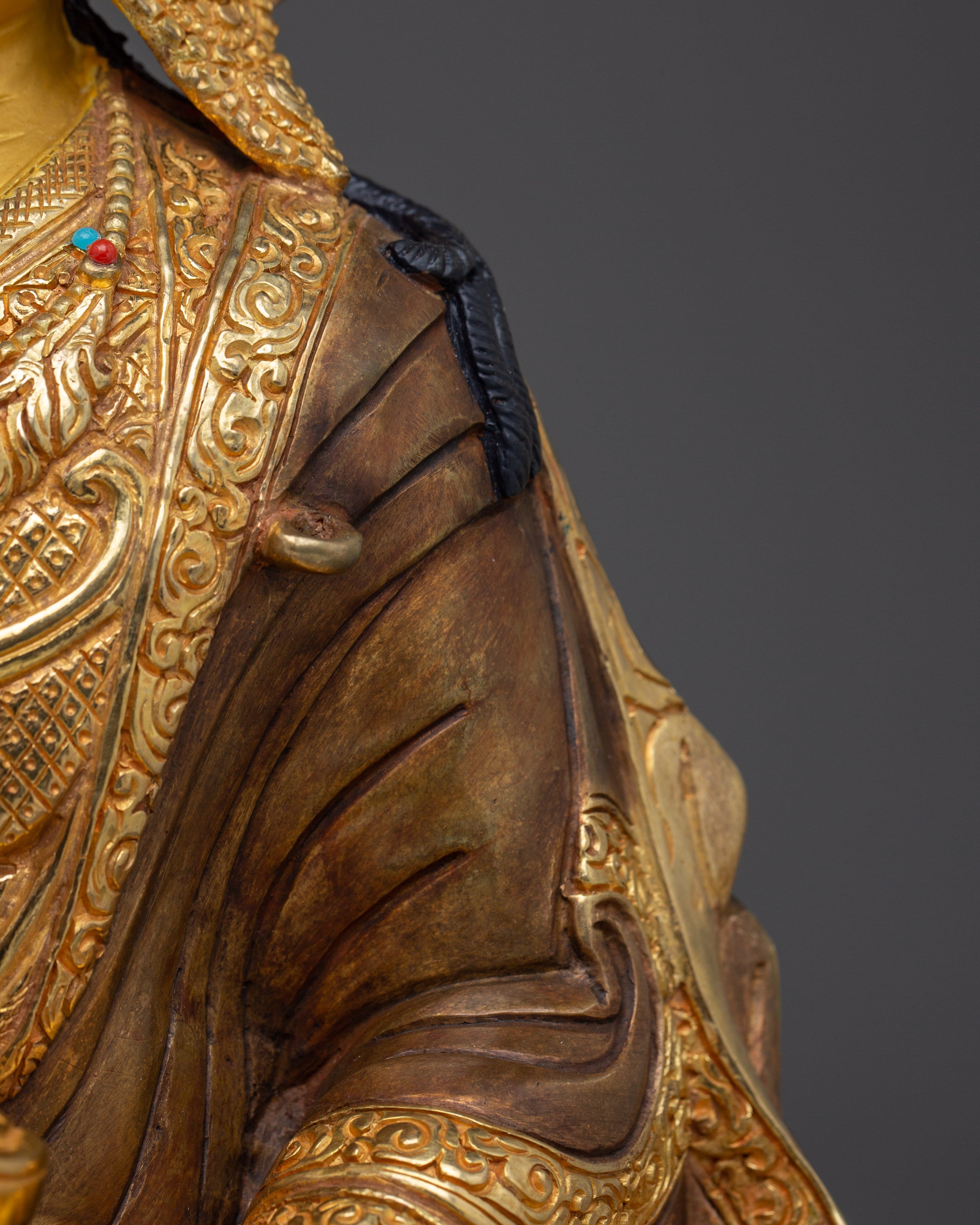 Guru Tsoyke Dorje Statue: Guru Rinpoche Peaceful Form