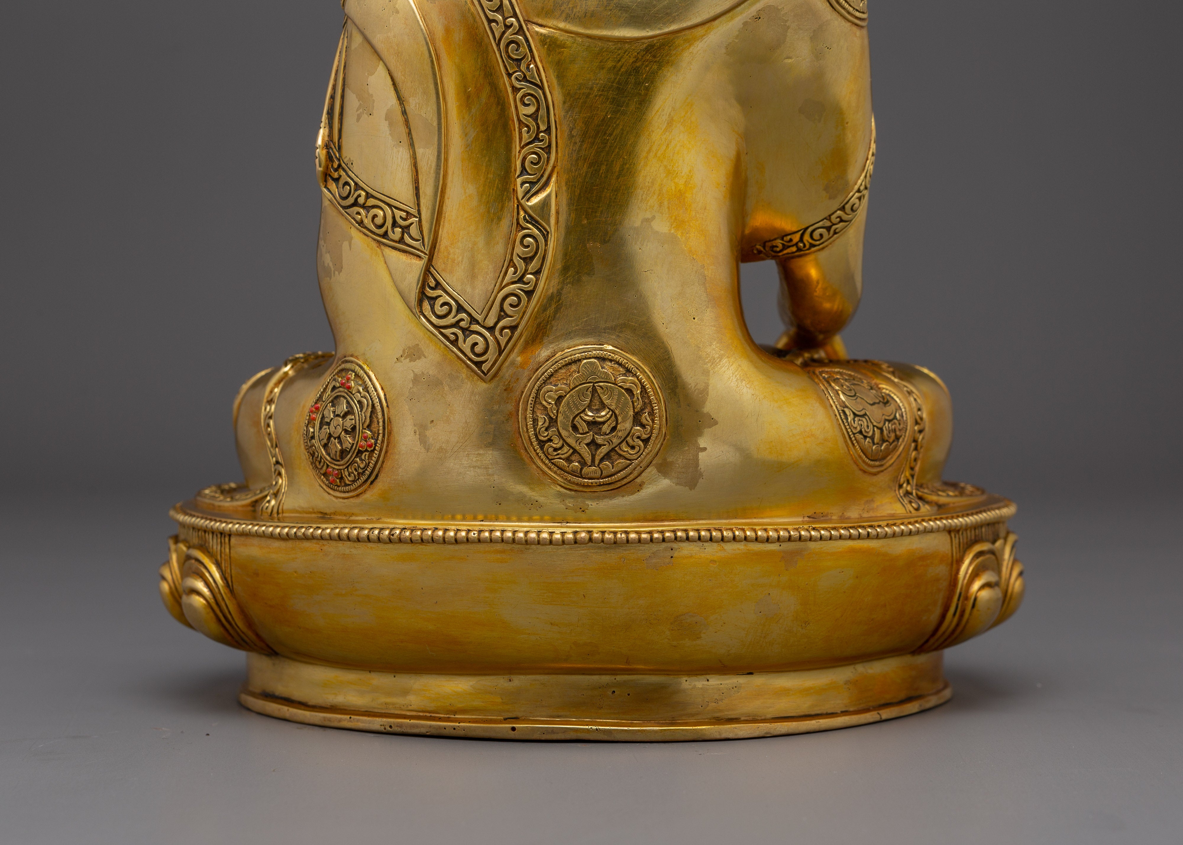 Peaceful Icon Shakyamuni Buddha | Seated Enlightened One