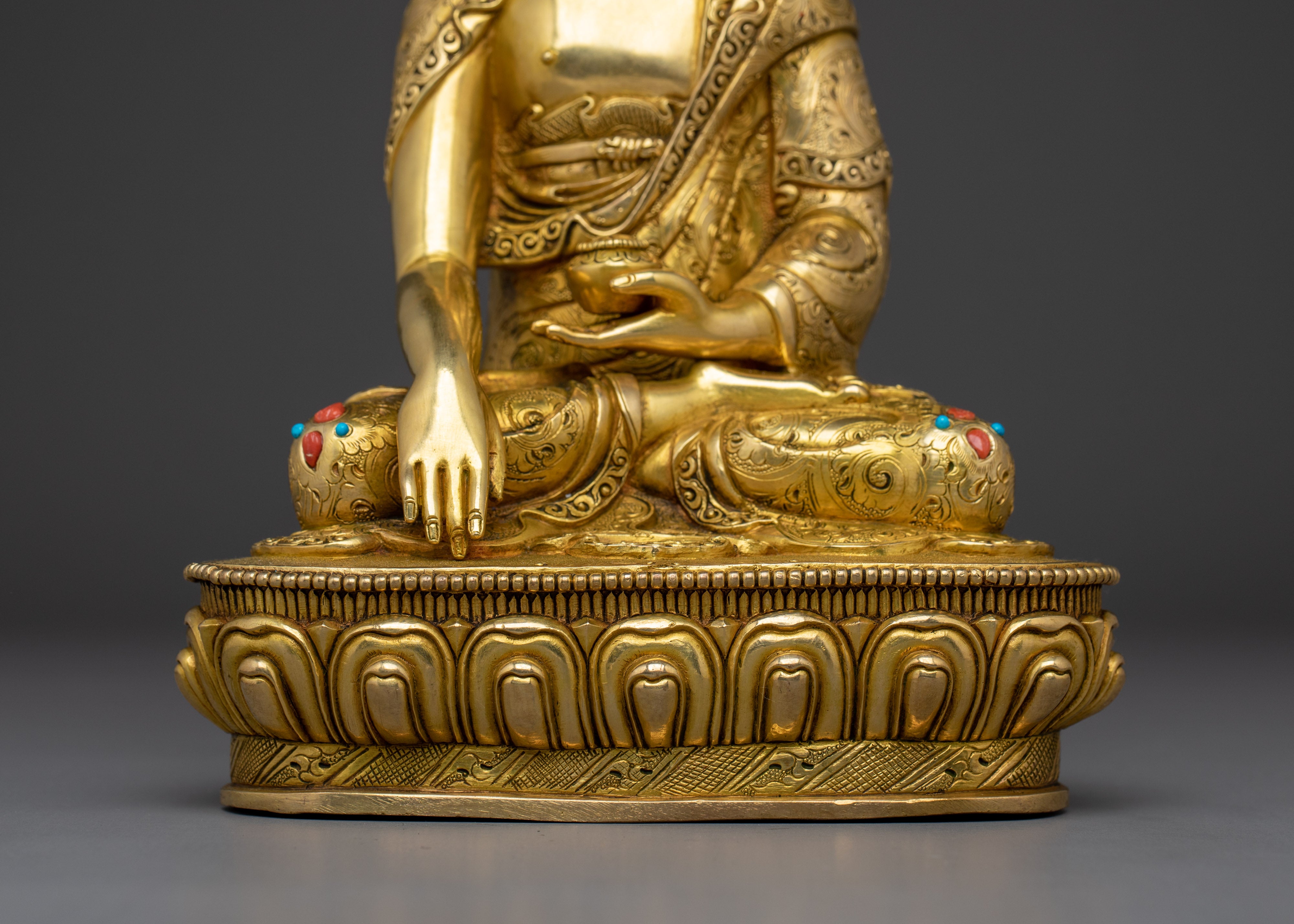Enlightened Golden Shakyamuni Buddha Sculpture | Historical Buddha