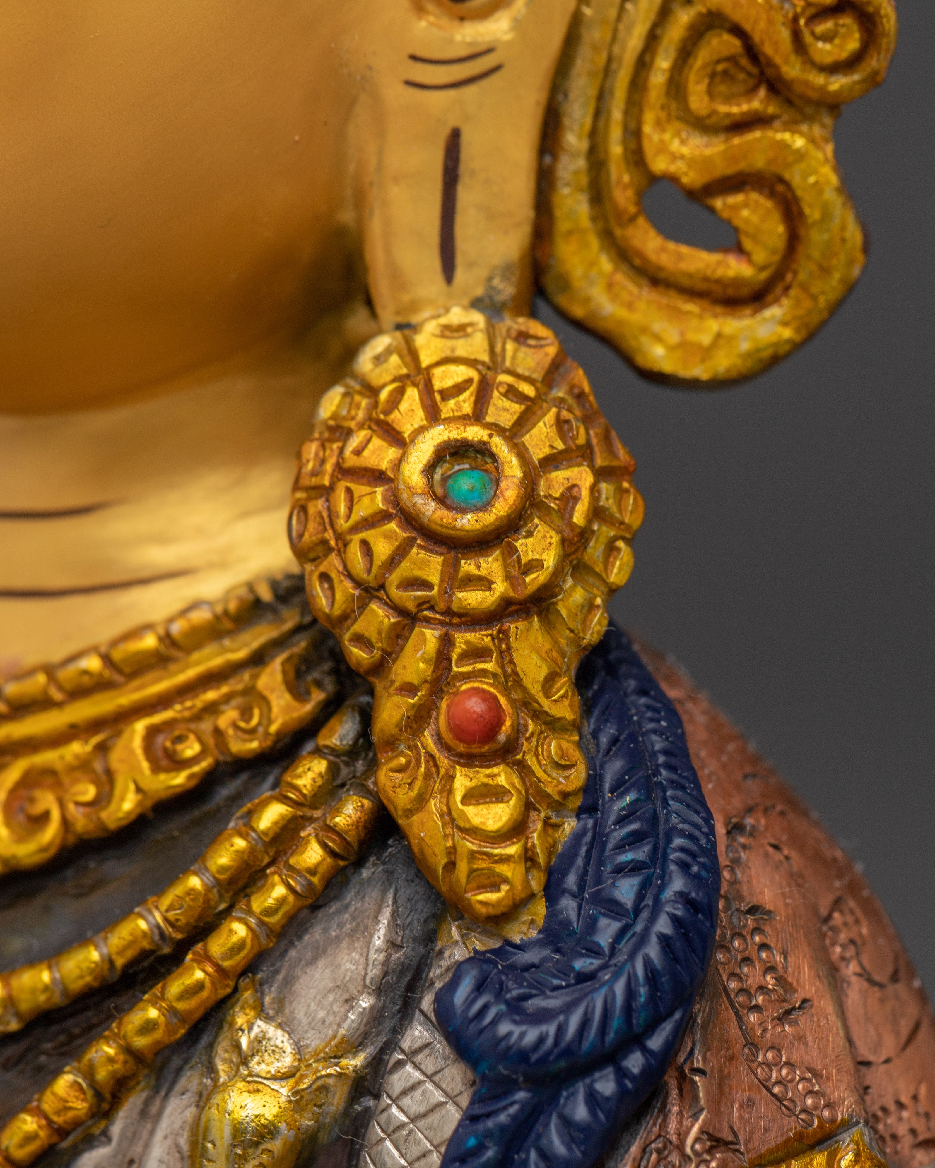 Chenrezig Statue: Symbol of Mercy and Compassion