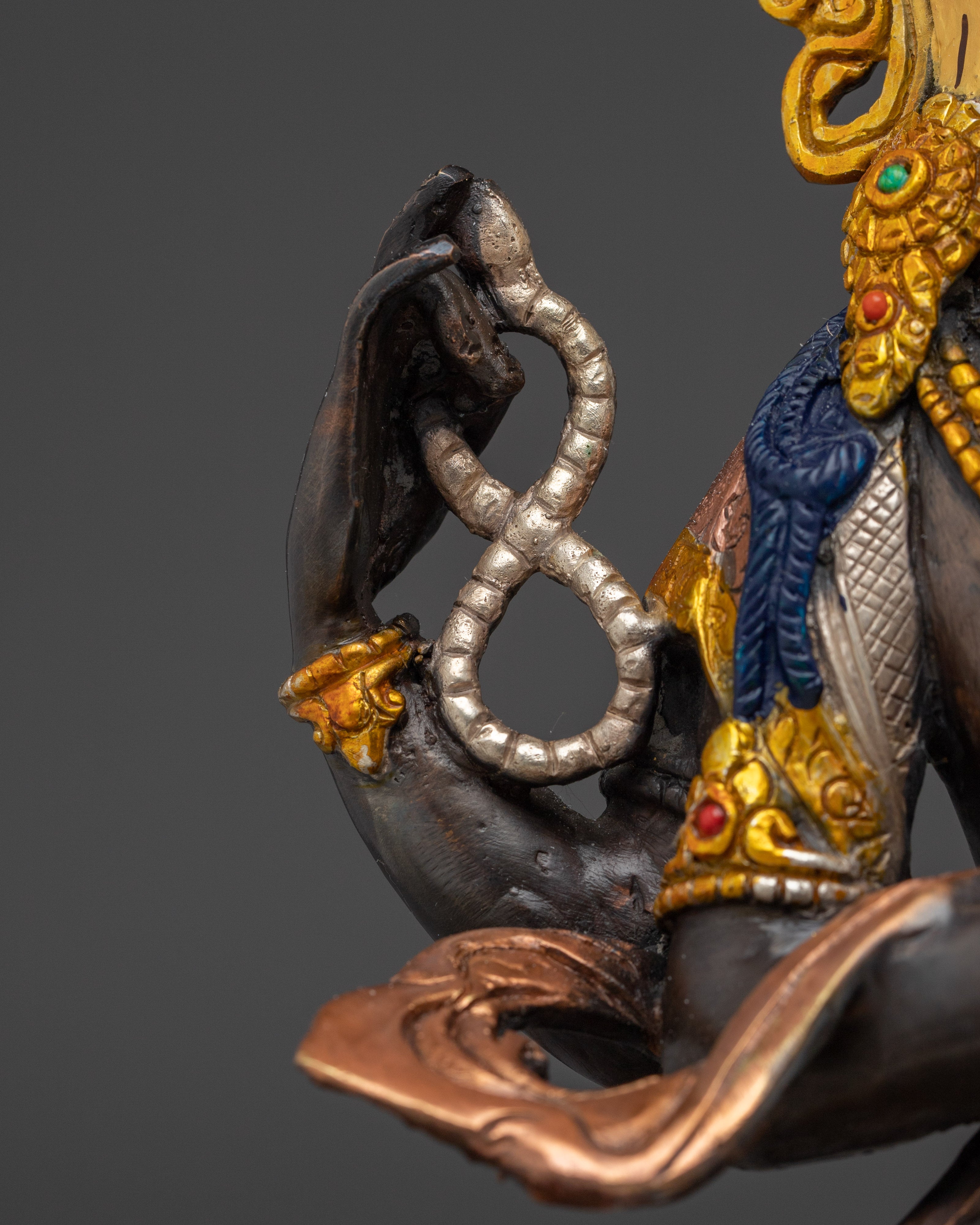 Chenrezig Statue: Symbol of Mercy and Compassion