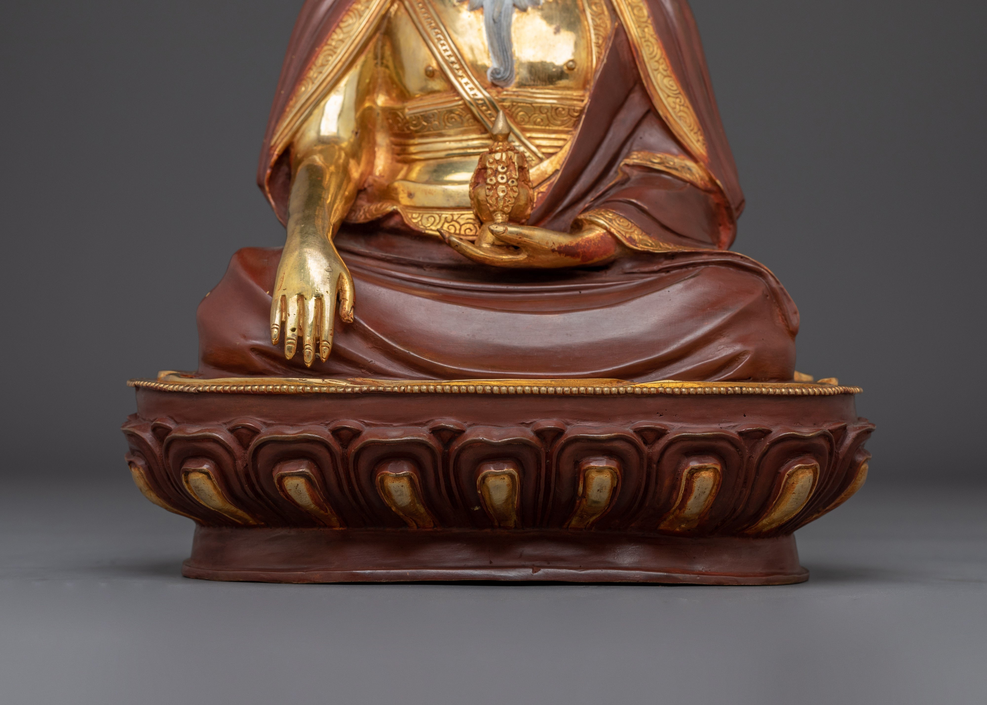 Sacred Icon of Guru Shapdum | Dharma Leader