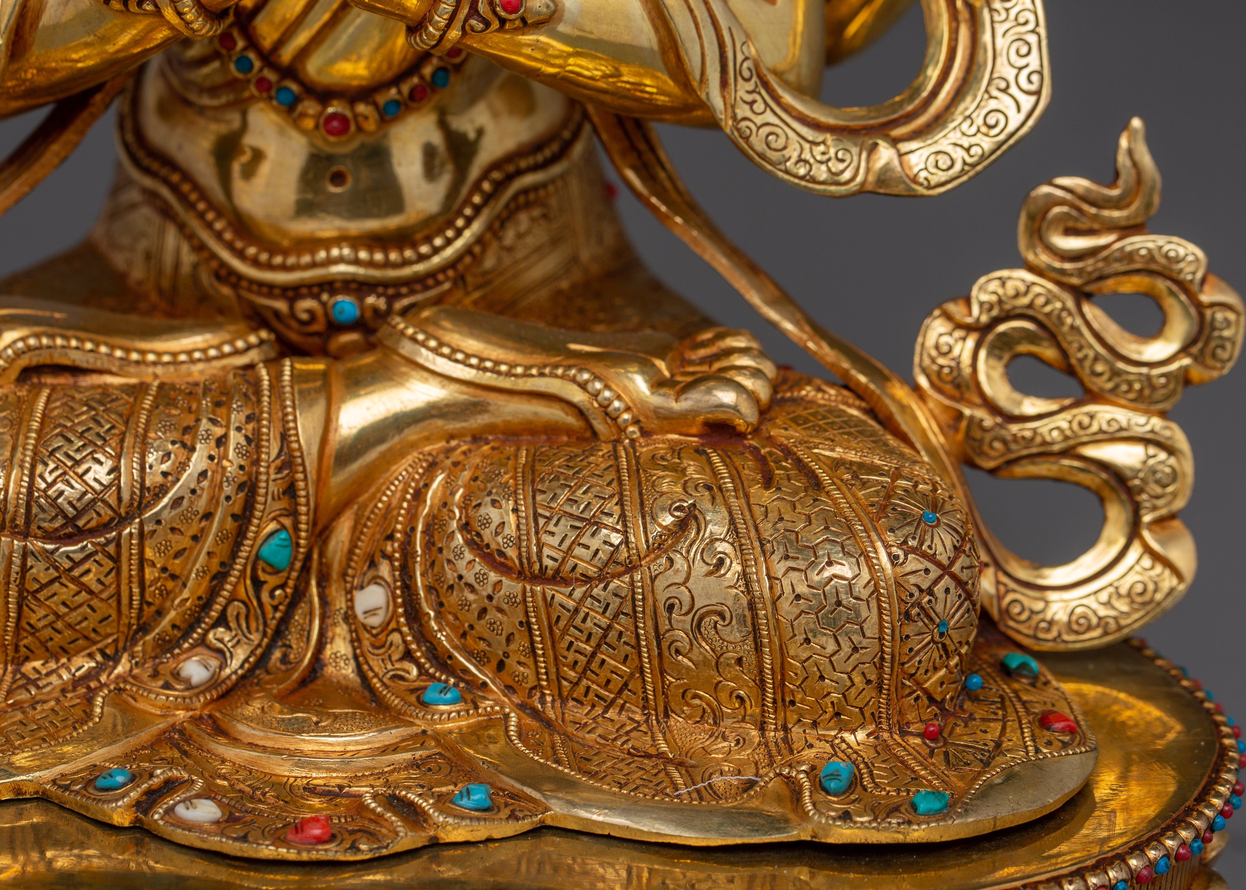 Buddhist Figurine of Chenrezig | Bodhisattva of Compassion