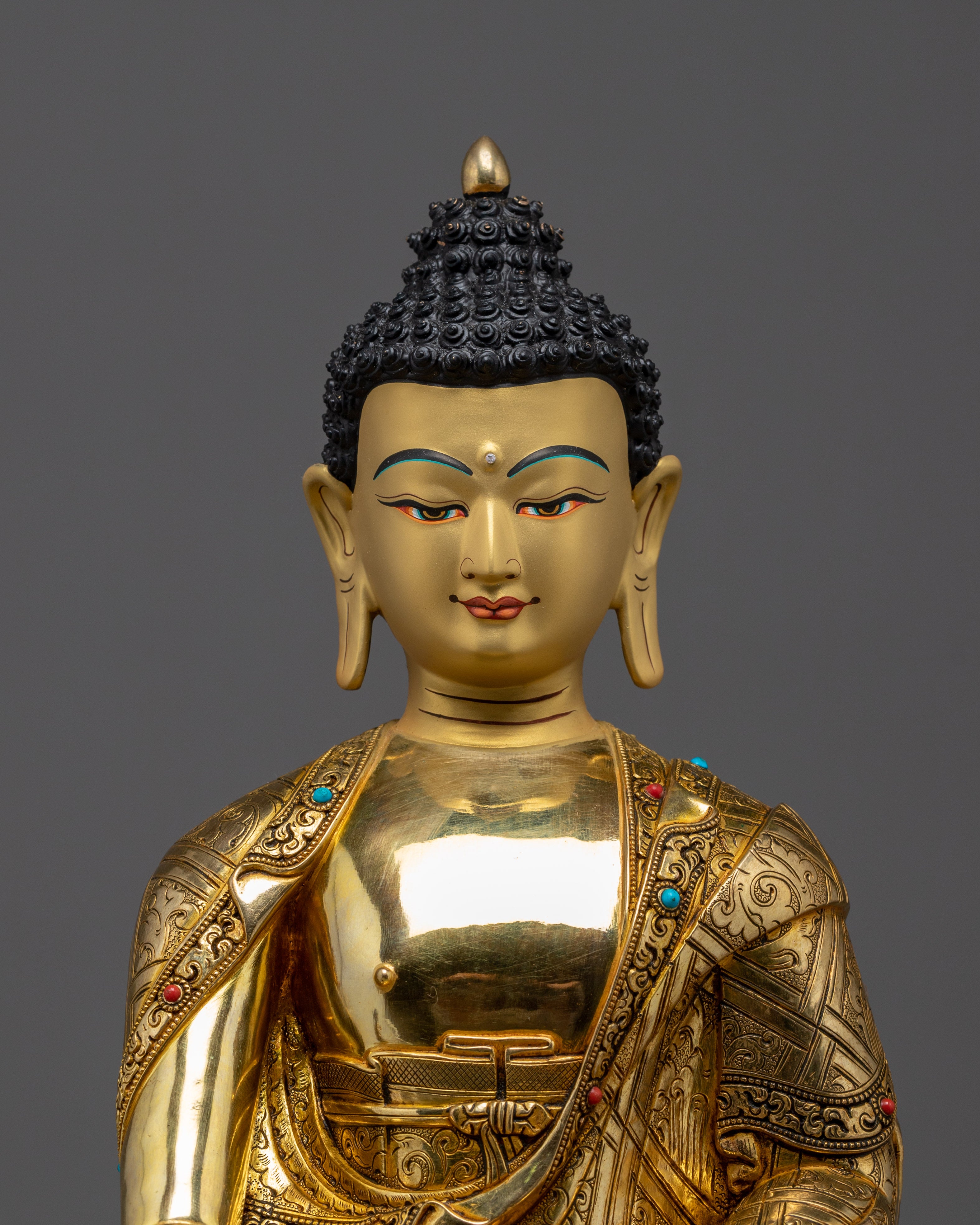 Peace and Enlightenment with the Shakyamuni Buddha in Throne Statue