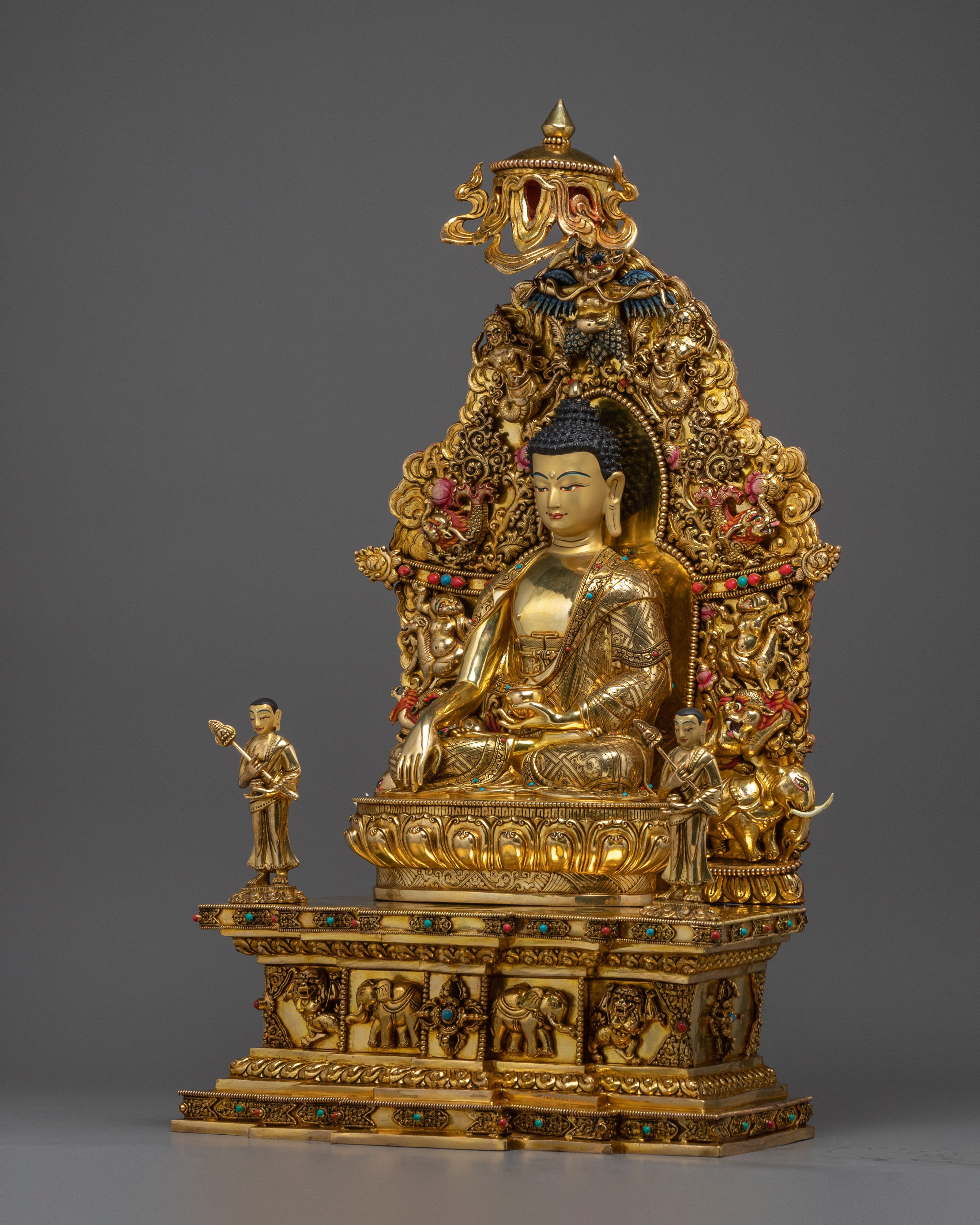 Peace and Enlightenment with the Shakyamuni Buddha in Throne Statue