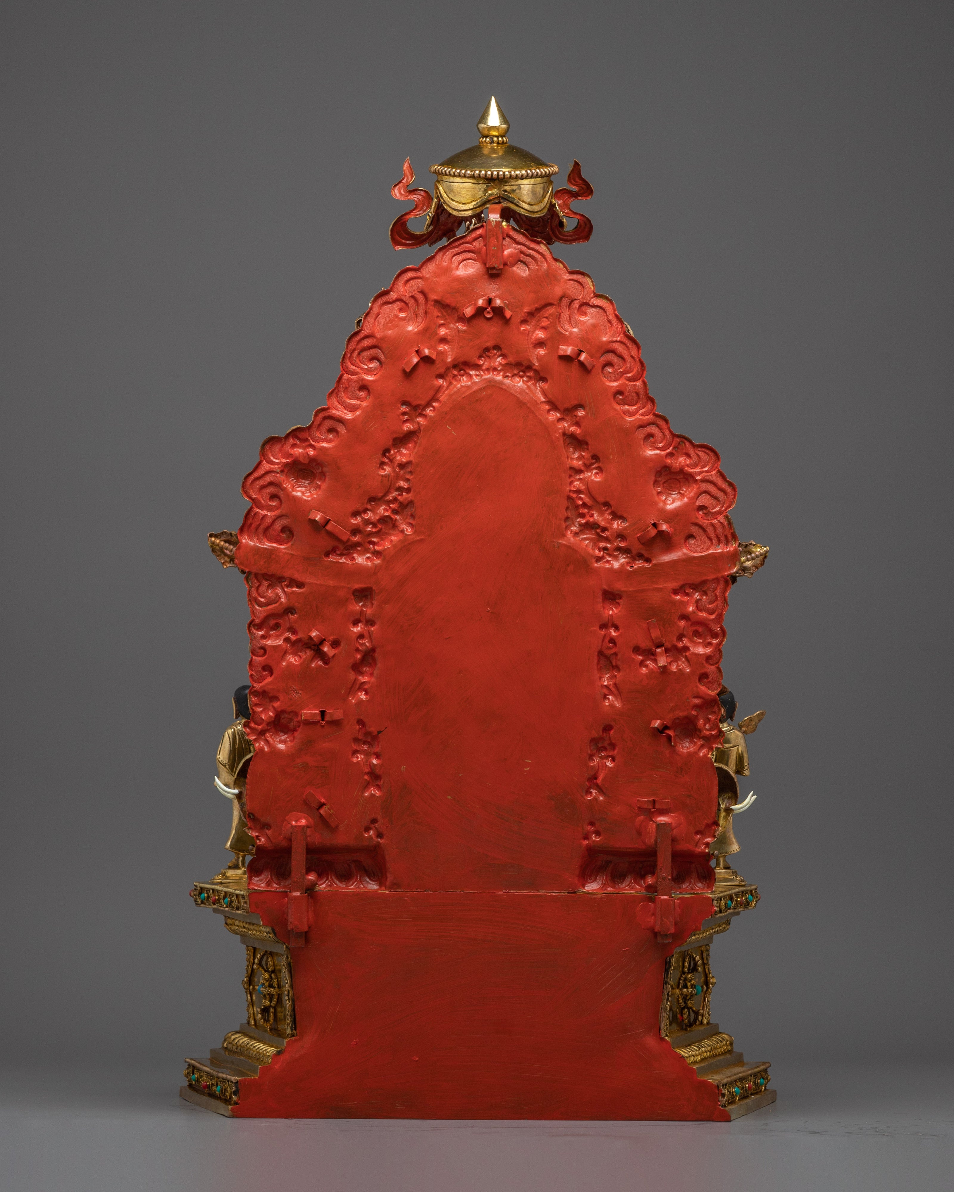 Peace and Enlightenment with the Shakyamuni Buddha in Throne Statue