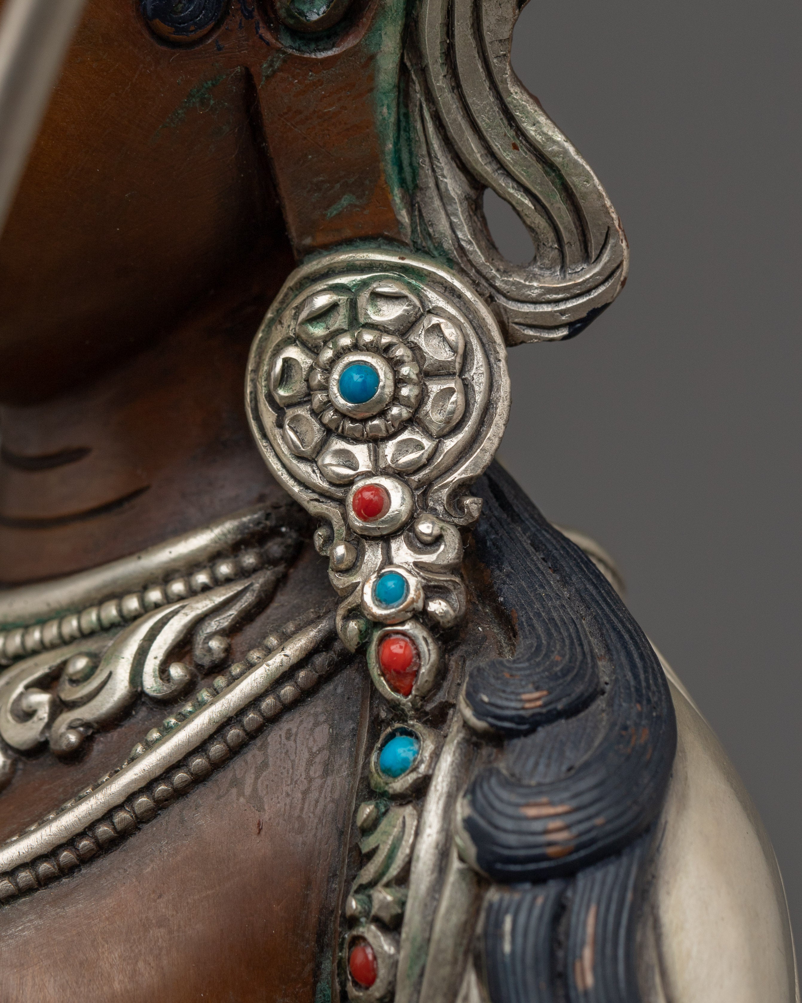 White Parasol Deity Dukar Statue