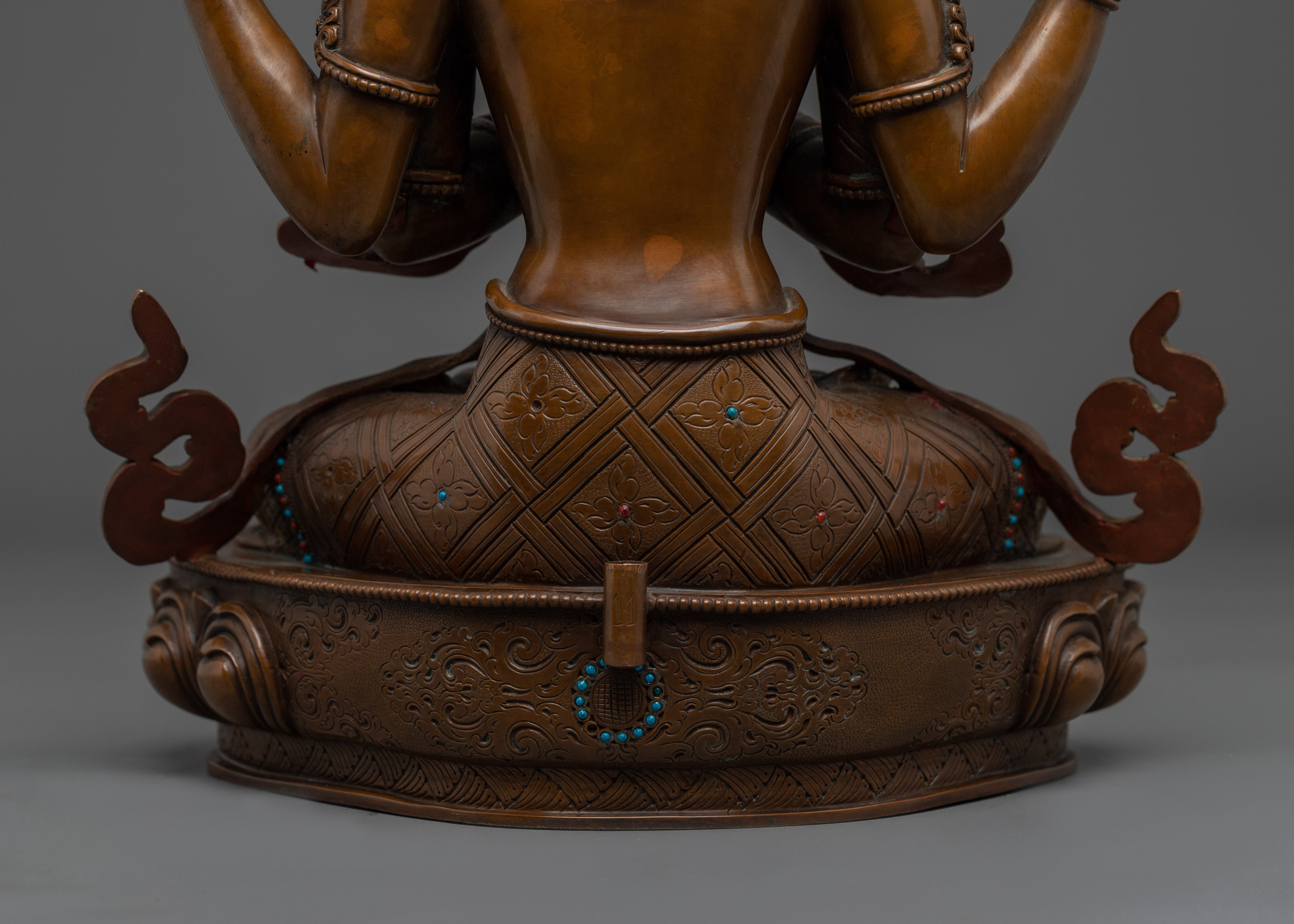 Chenrezig Figurine: Guardian of Love and Compassion