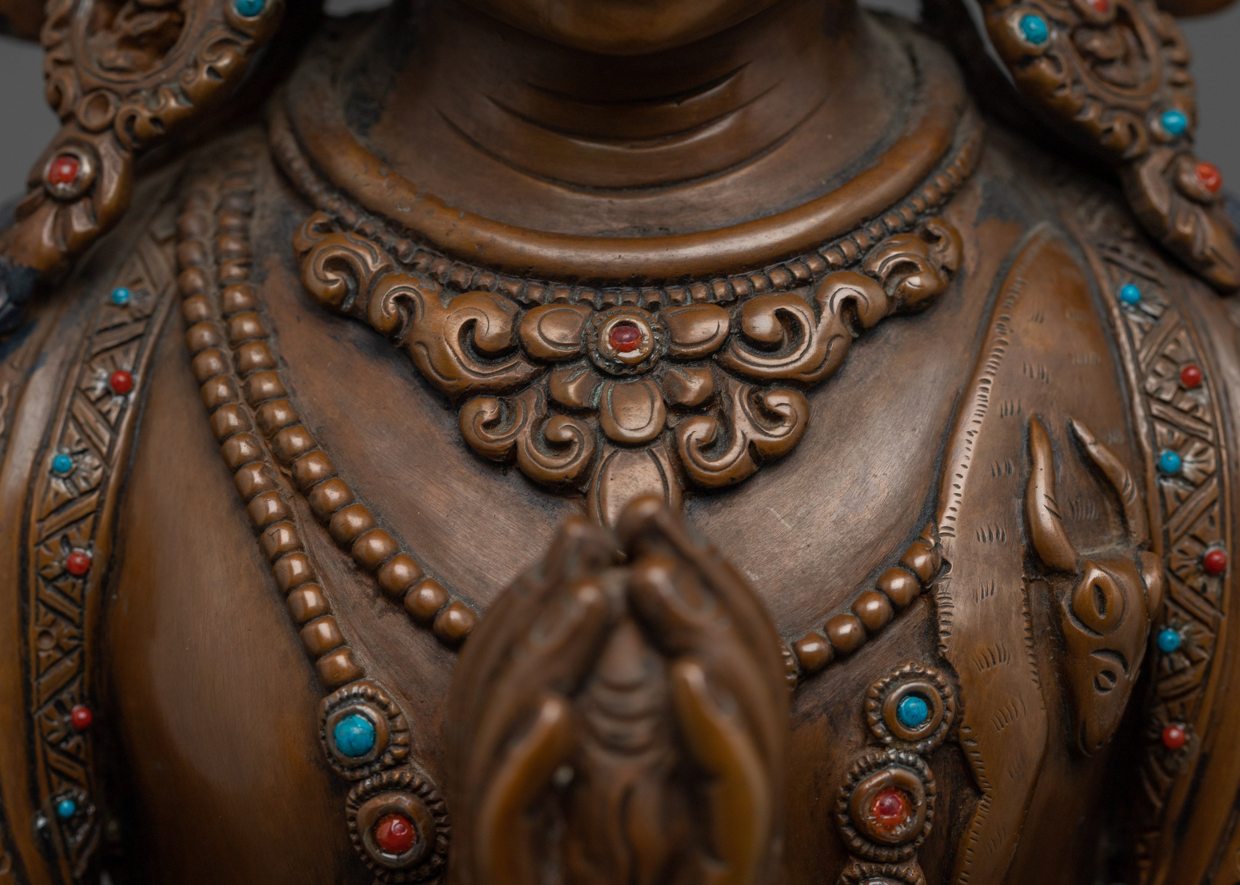 Chenrezig Figurine: Guardian of Love and Compassion