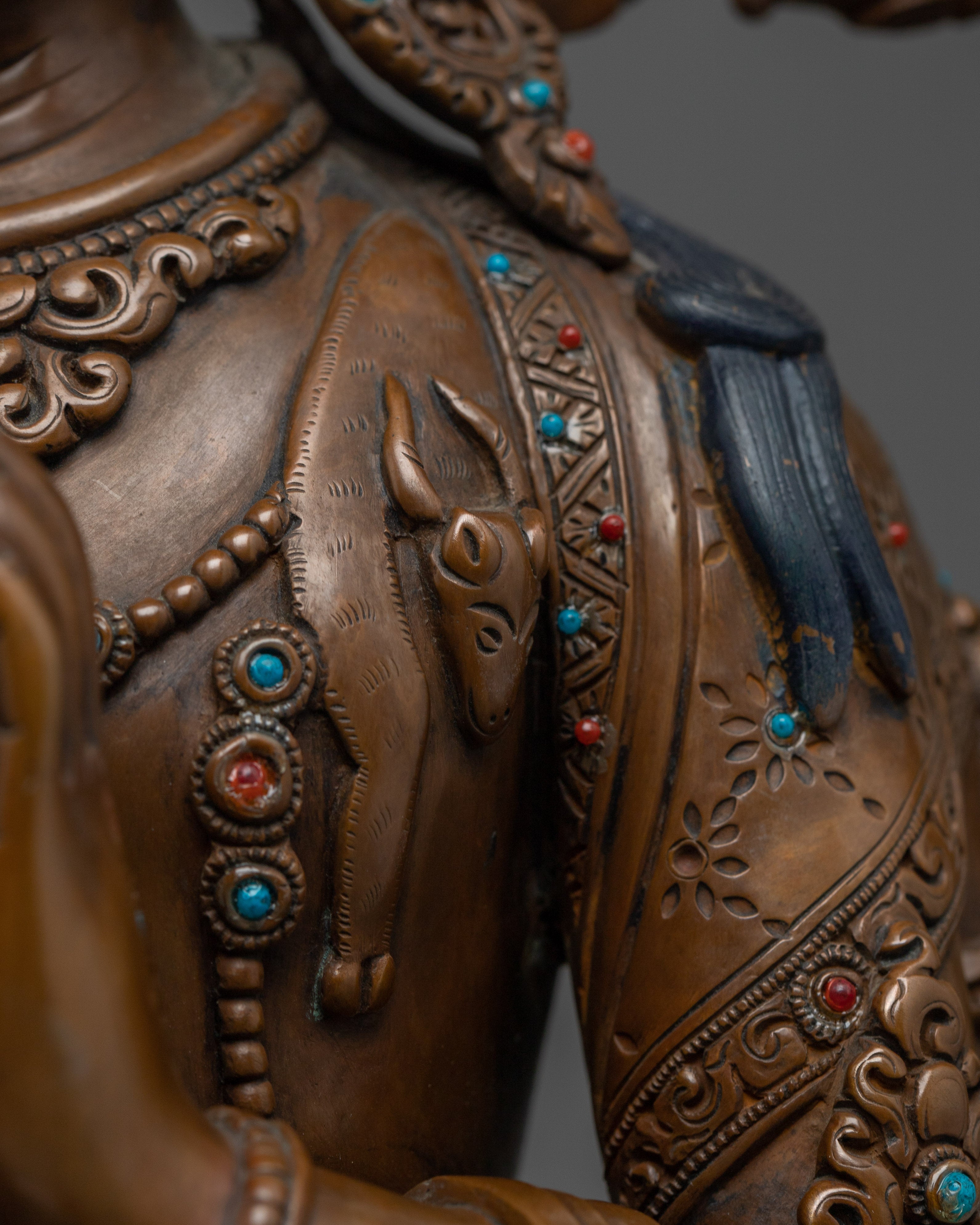 Chenrezig Figurine: Guardian of Love and Compassion