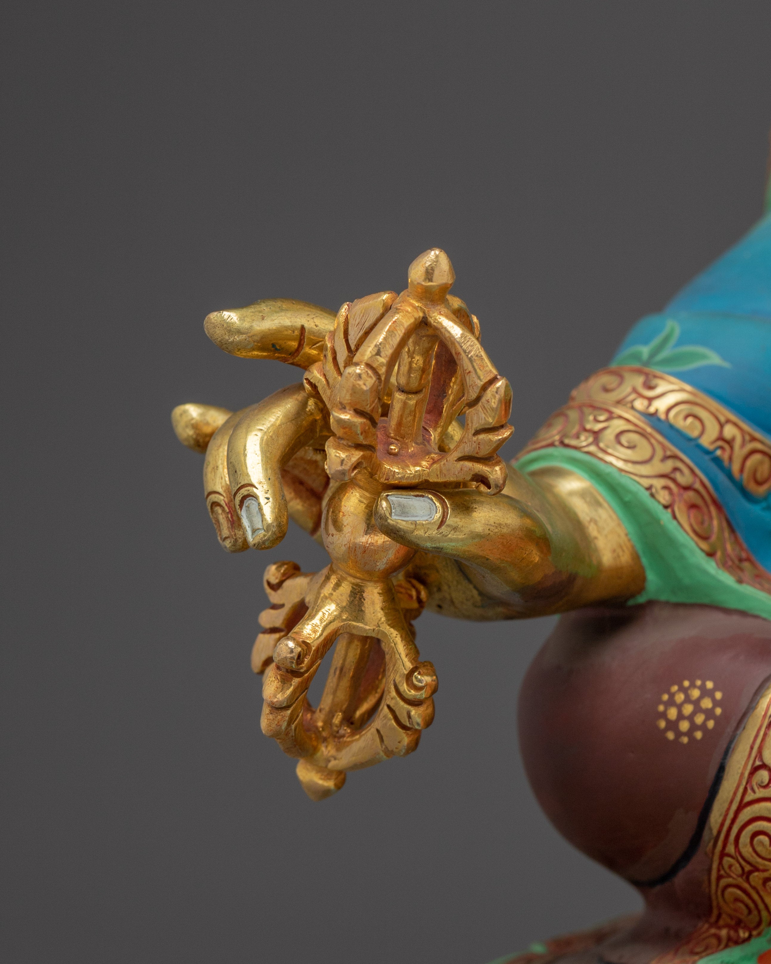 Guru Rinpoche Statue: The Buddhist Vajra Master