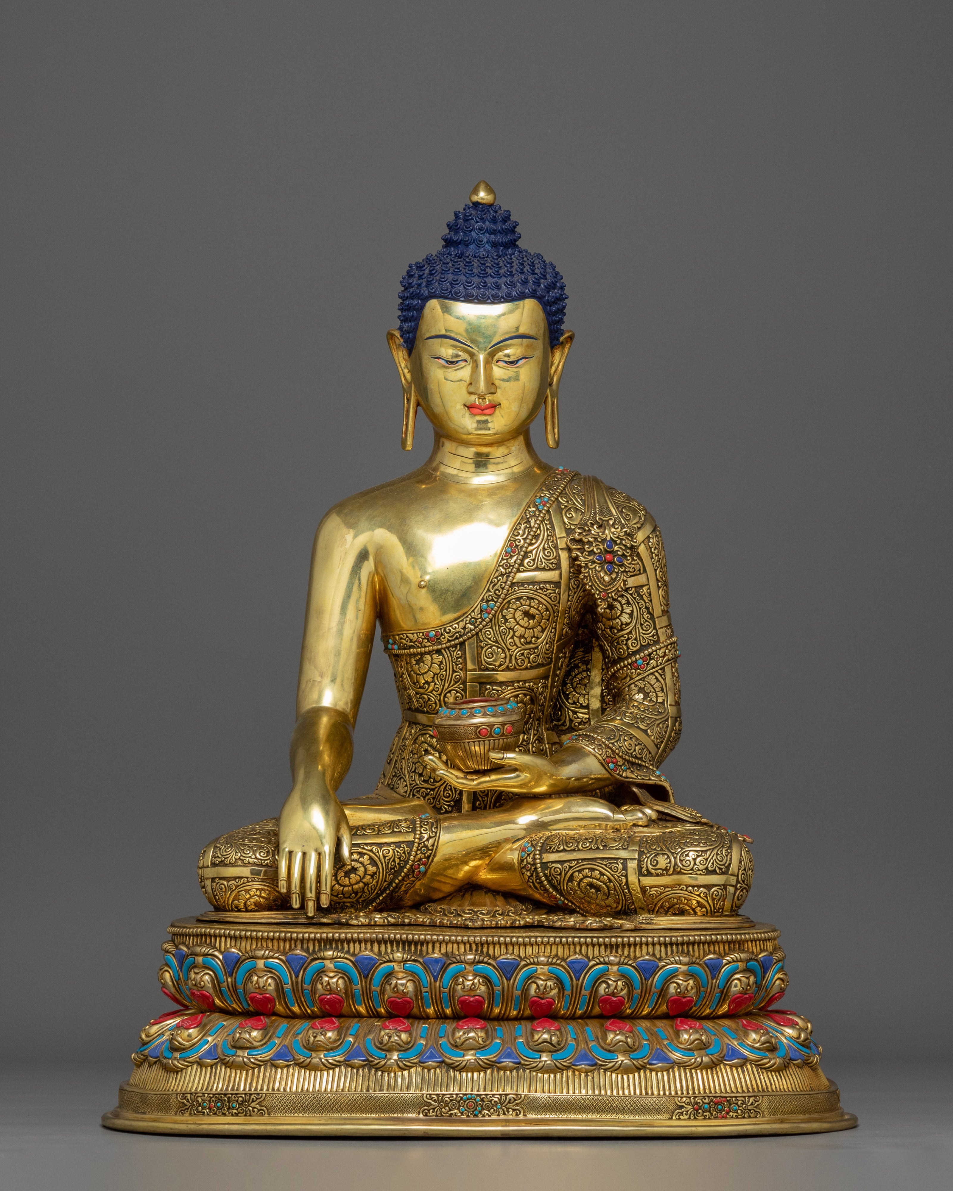 Shakyamuni Buddha Statue: The Divine Dharma Teacher