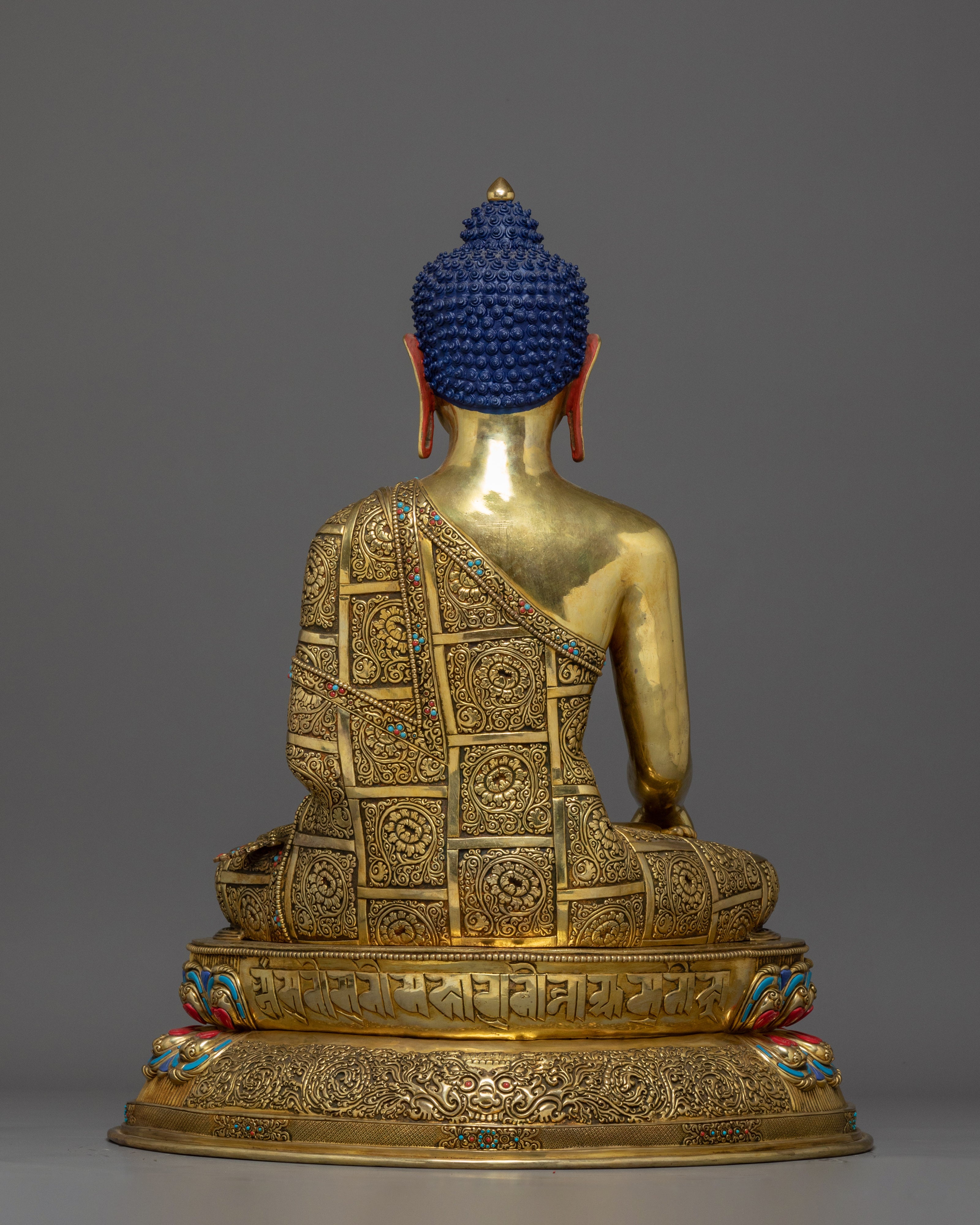 Shakyamuni Buddha Statue: The Divine Dharma Teacher