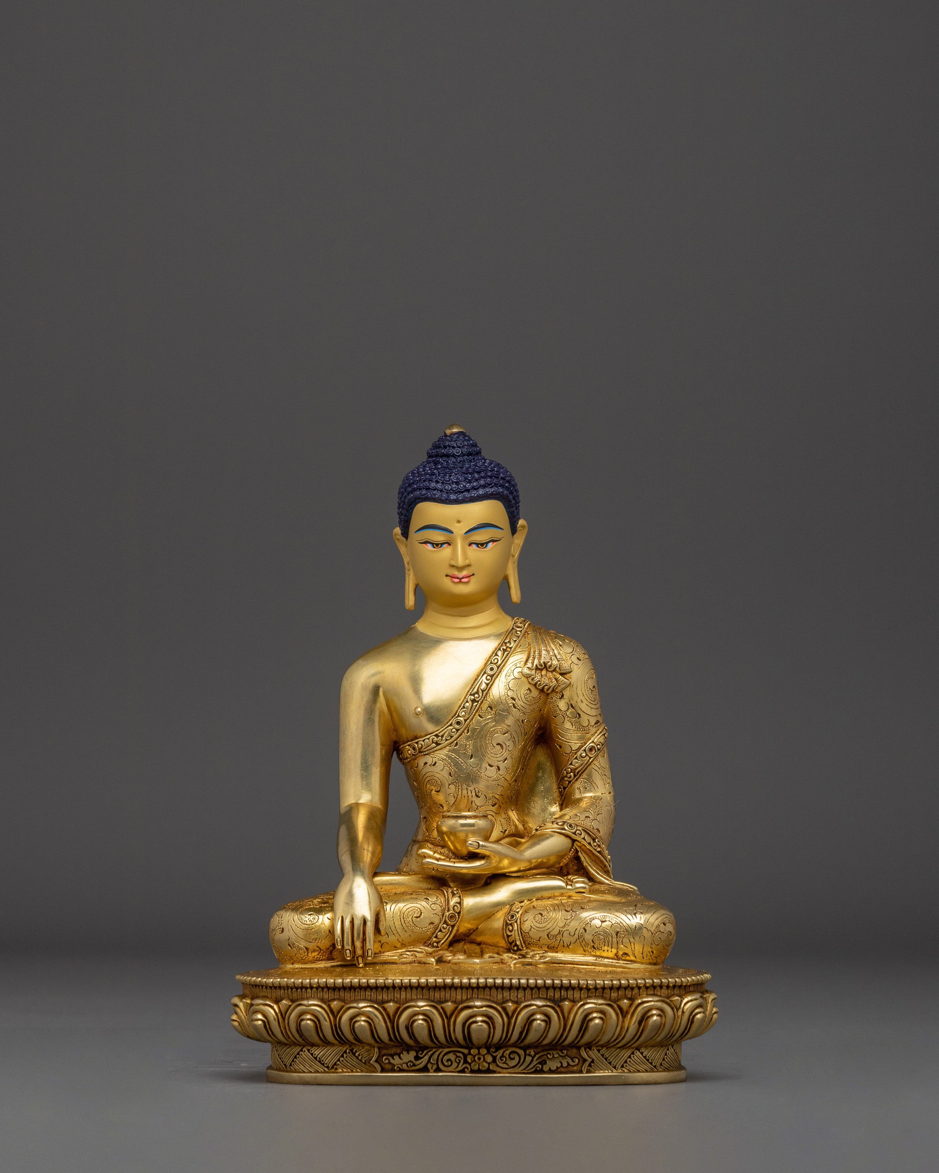 Gautama Buddha Statue: Sage of the Shakyas