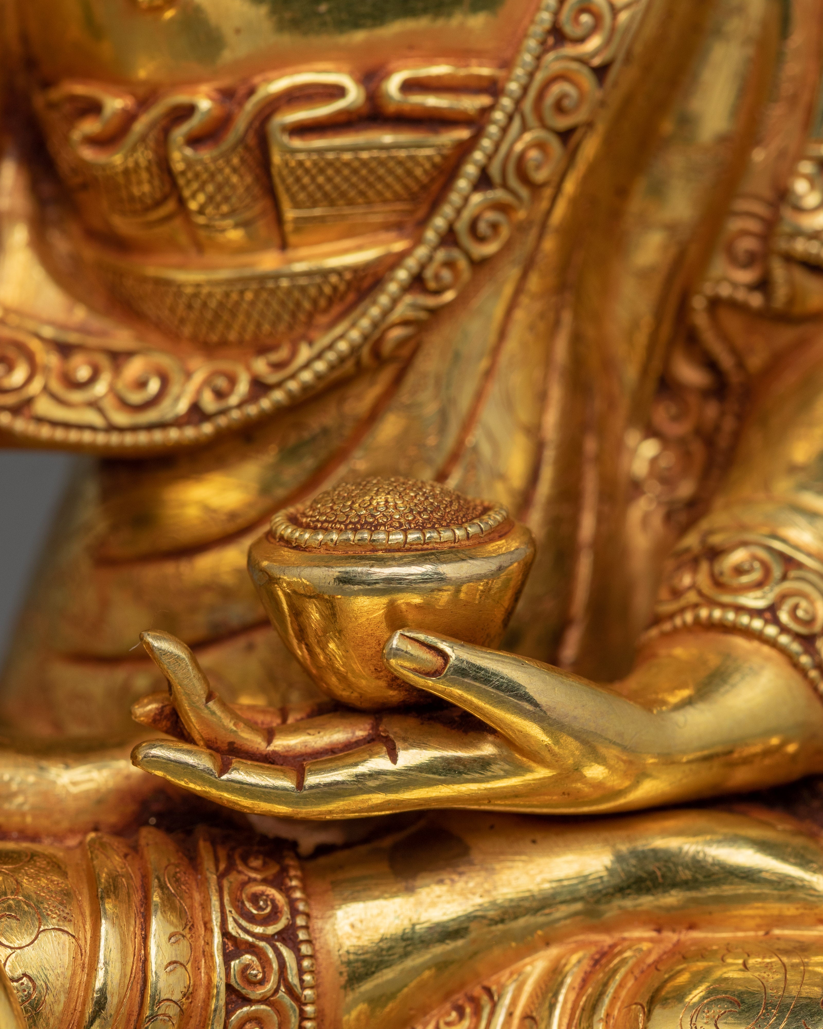 Enlightenment Icon Shakyamuni Buddha | Gold Gilded Nepali Statue
