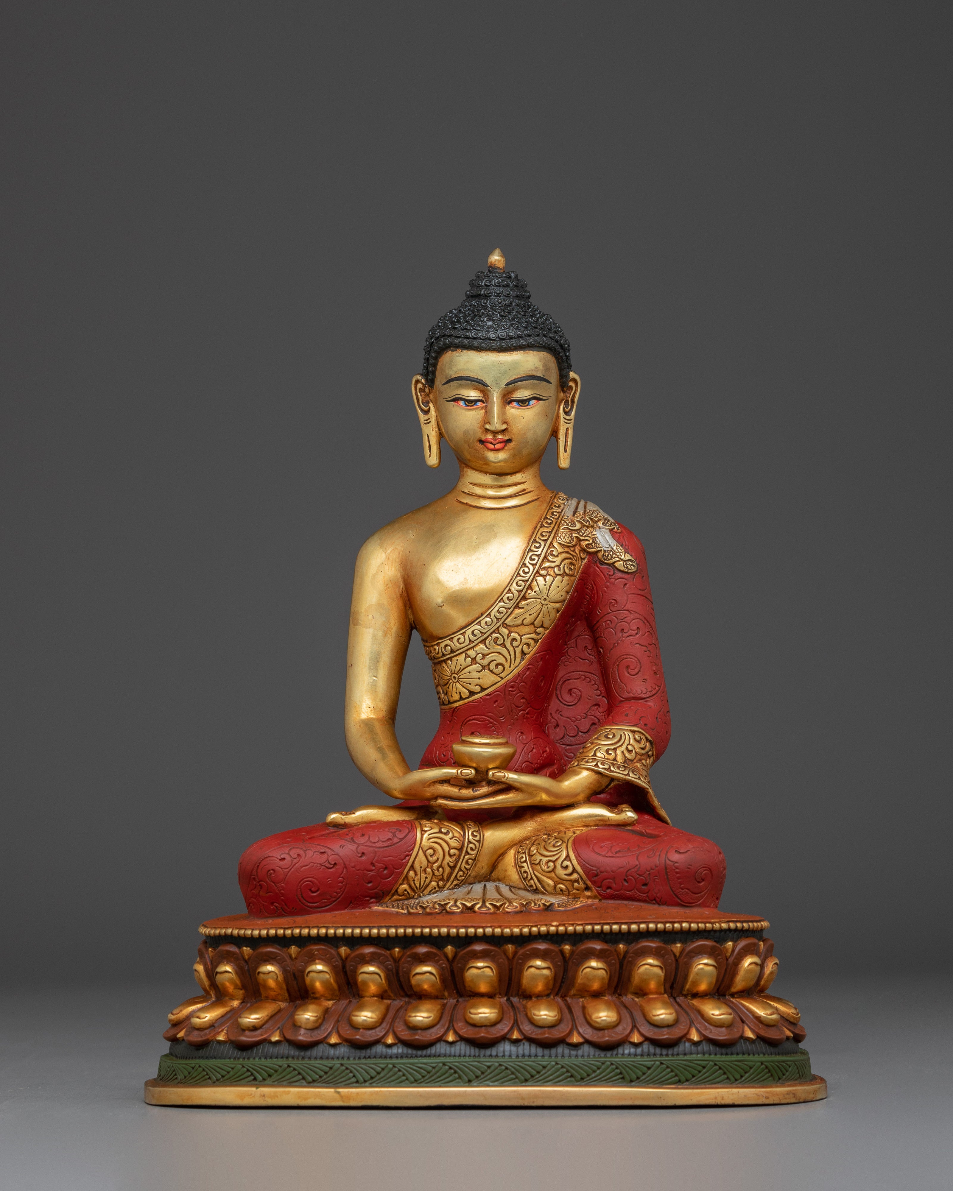 gold-gilded-amitabha-buddha