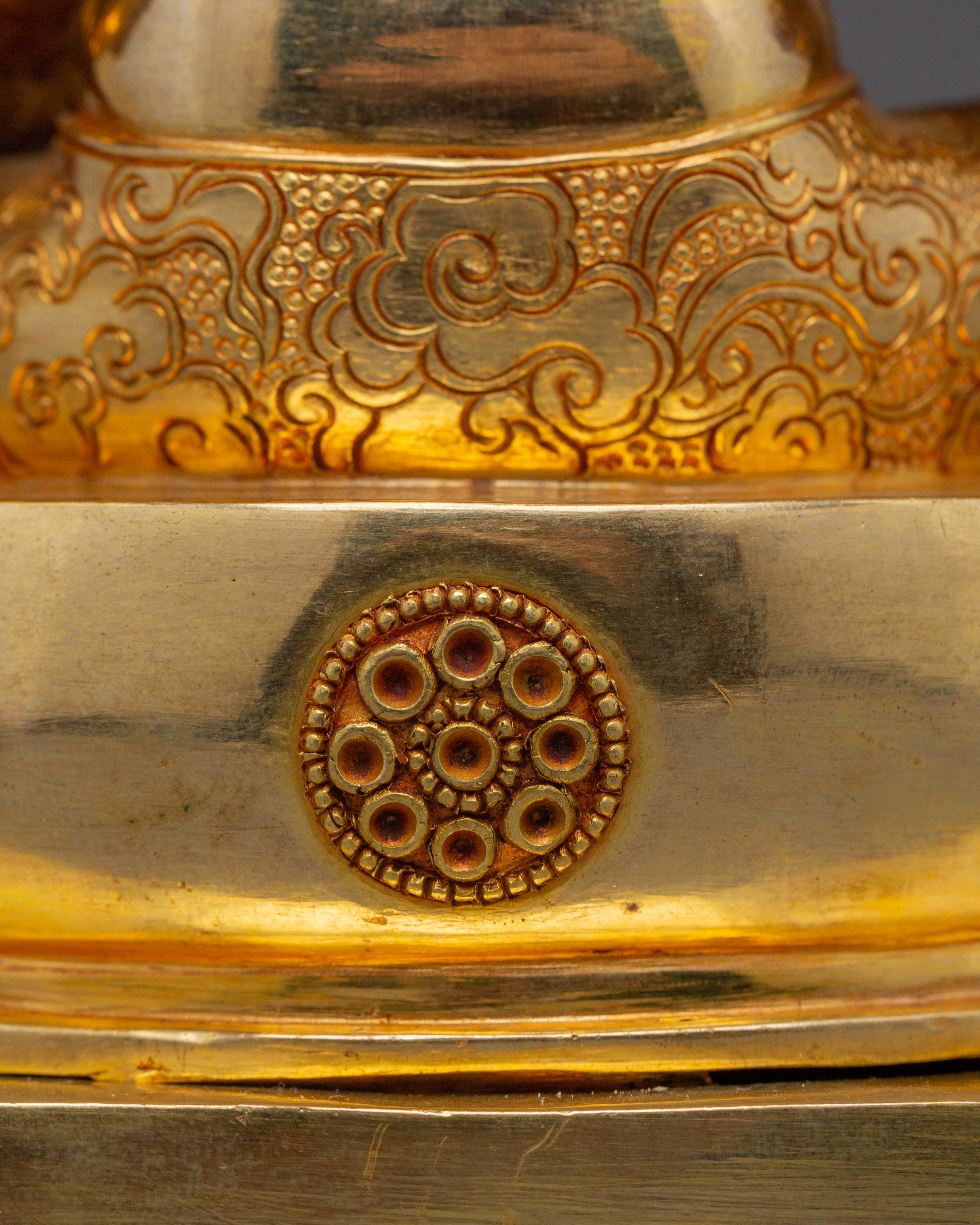 Dzambhala Statue: Buddhist Wealth Lord