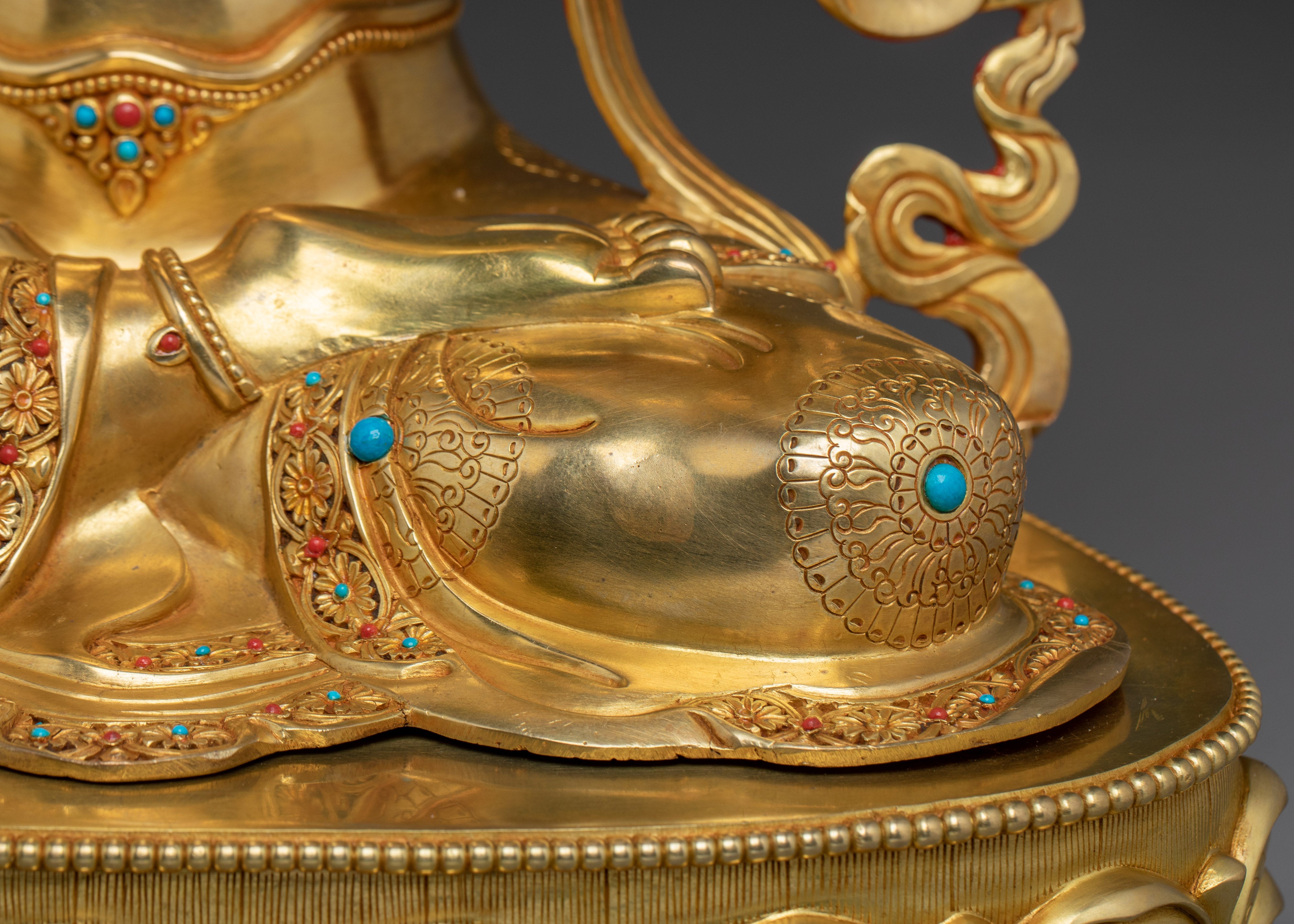 Golden Manjushri Statue: Home Decor for Meditation