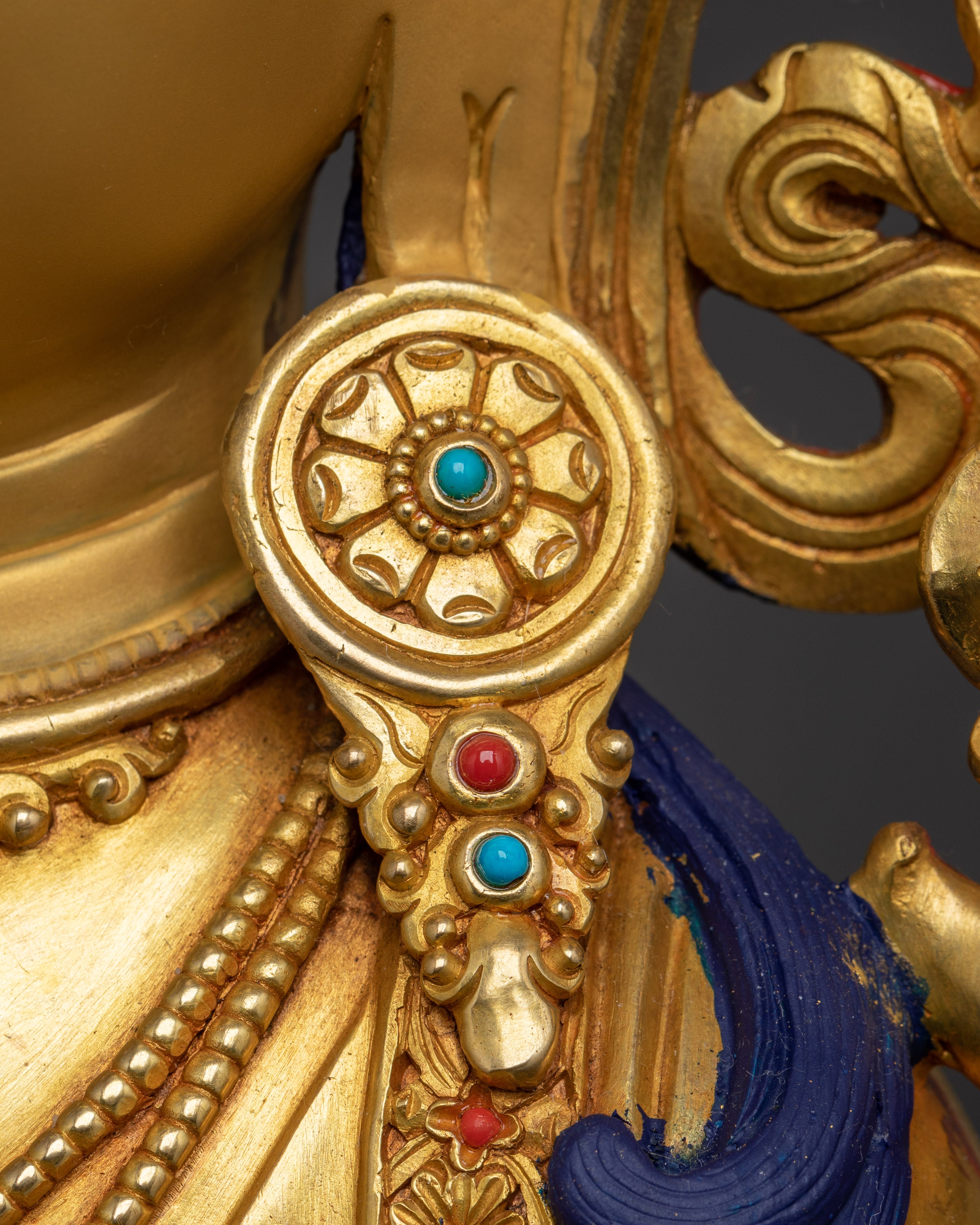 Golden Manjushri Statue: Home Decor for Meditation