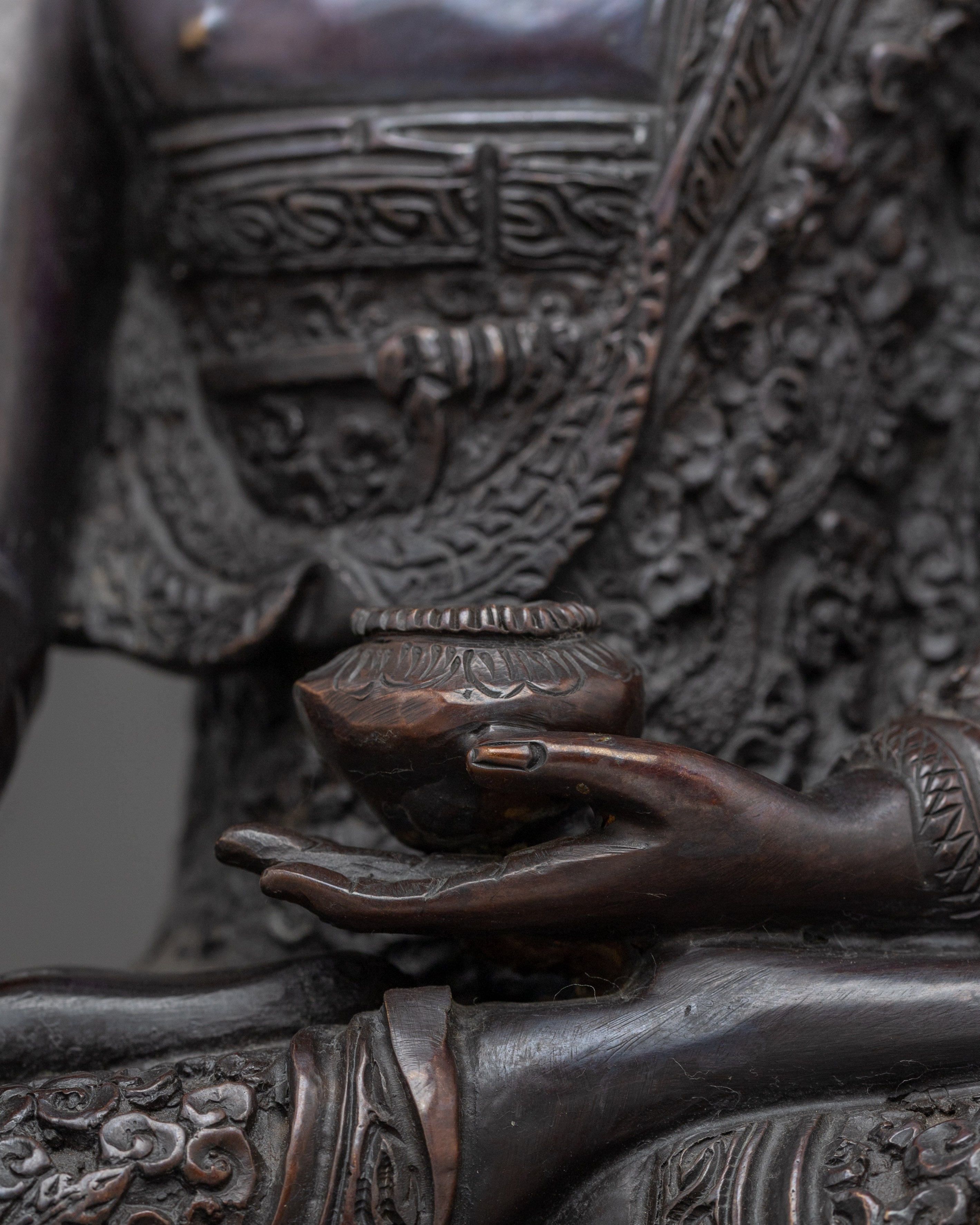 Shakyamuni Buddha Peace & Enlightenment Statue | Symbol of Inner Peace