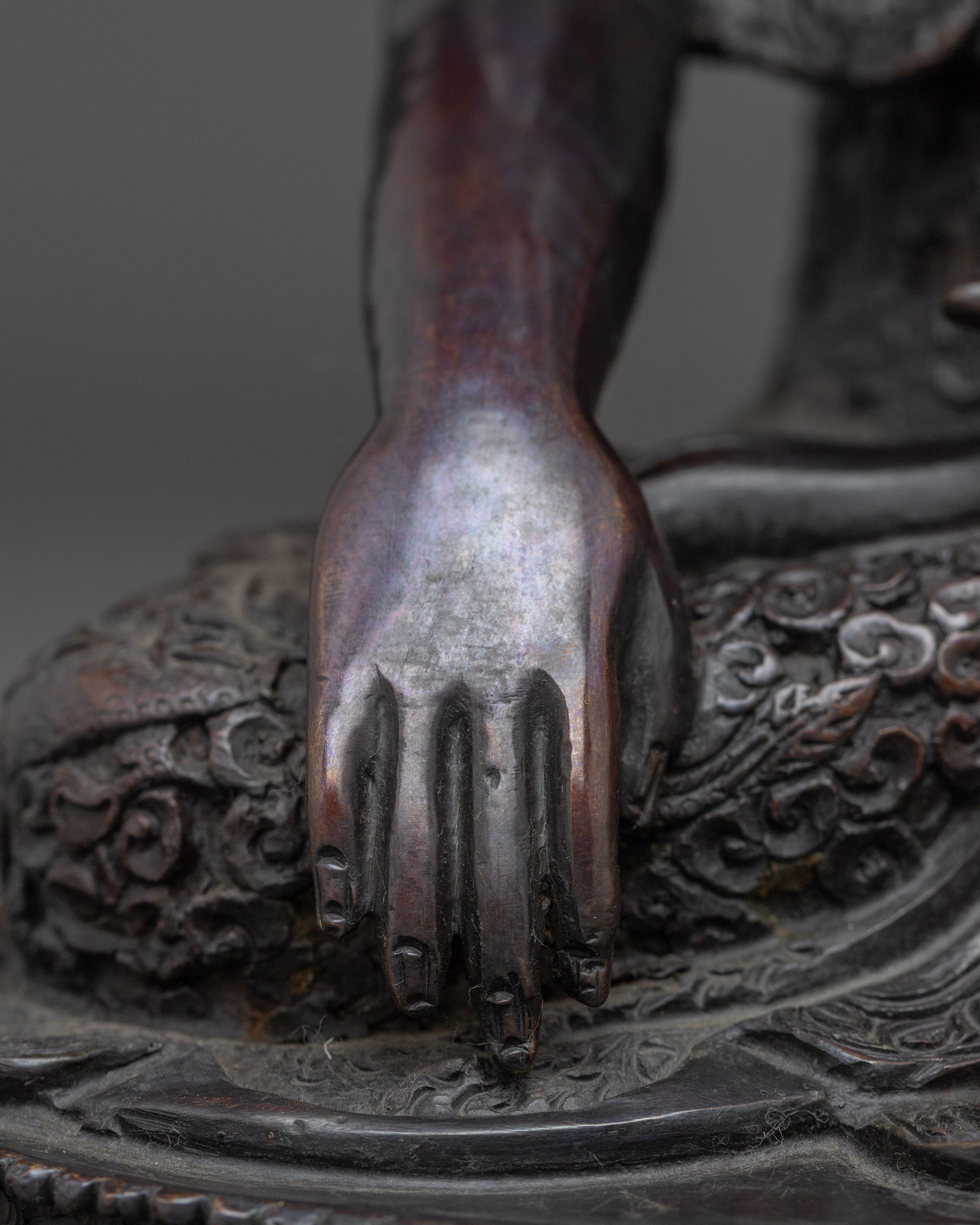 Shakyamuni Buddha Peace & Enlightenment Statue | Symbol of Inner Peace