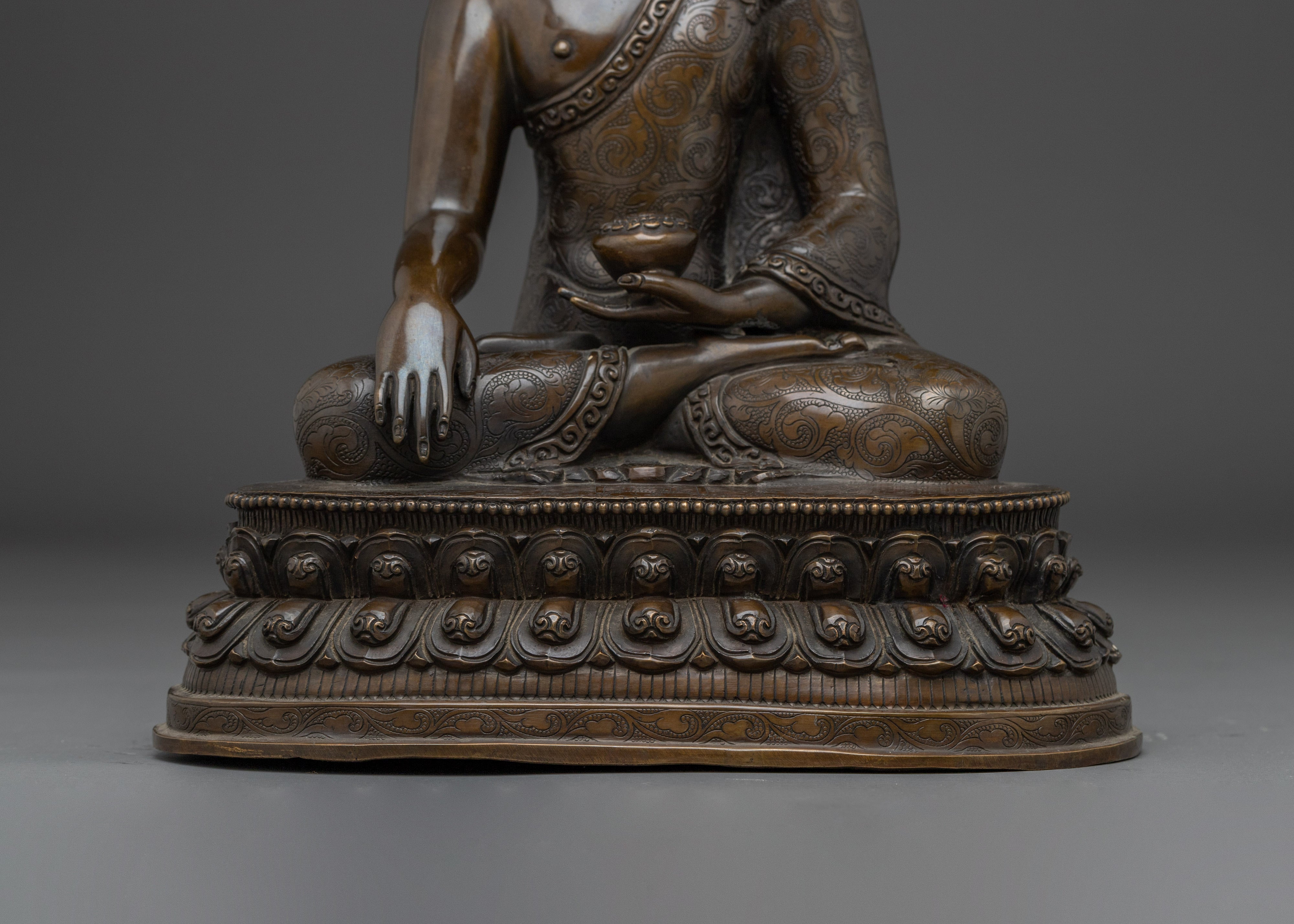 Shakyamuni Buddha Buddhist Sculpture | Artistry for spiritual decor