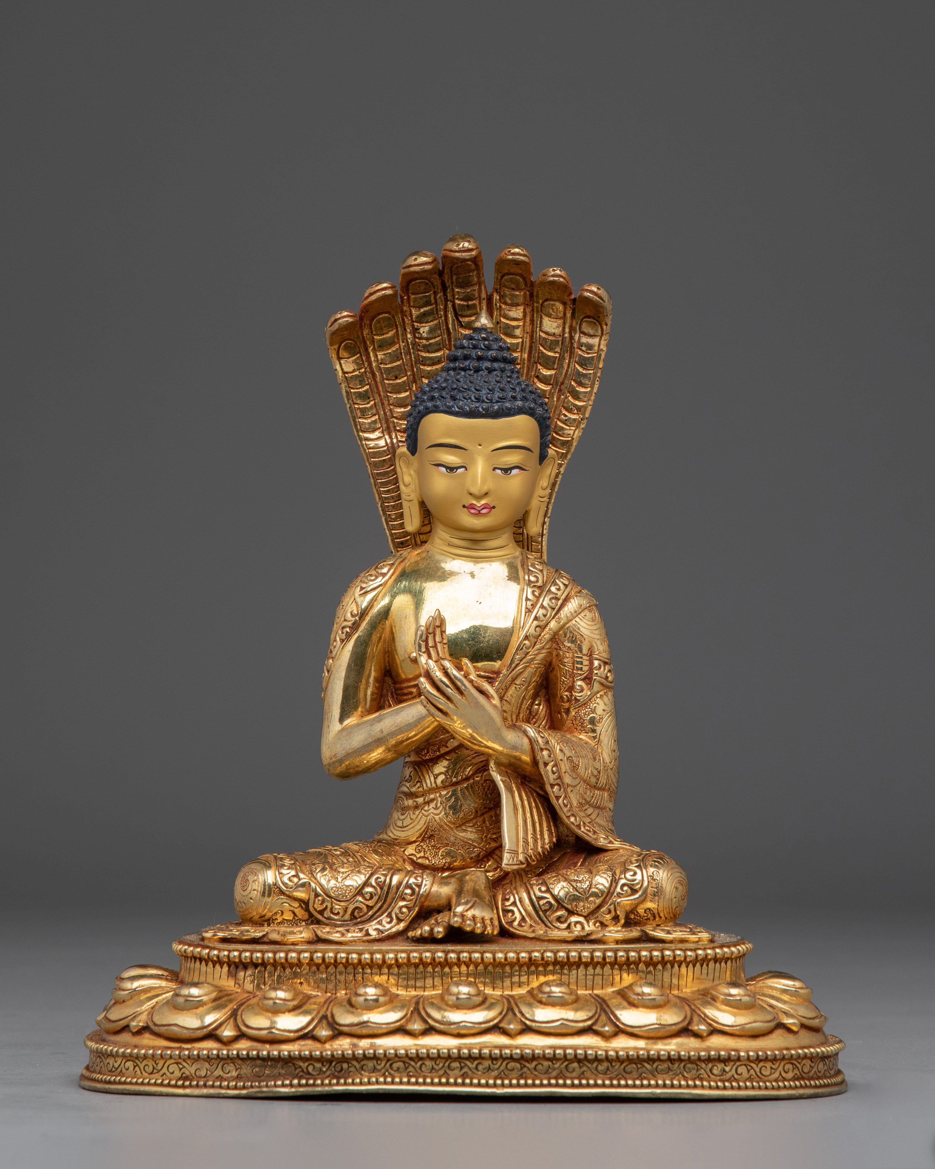 master-nagarjuna-statue